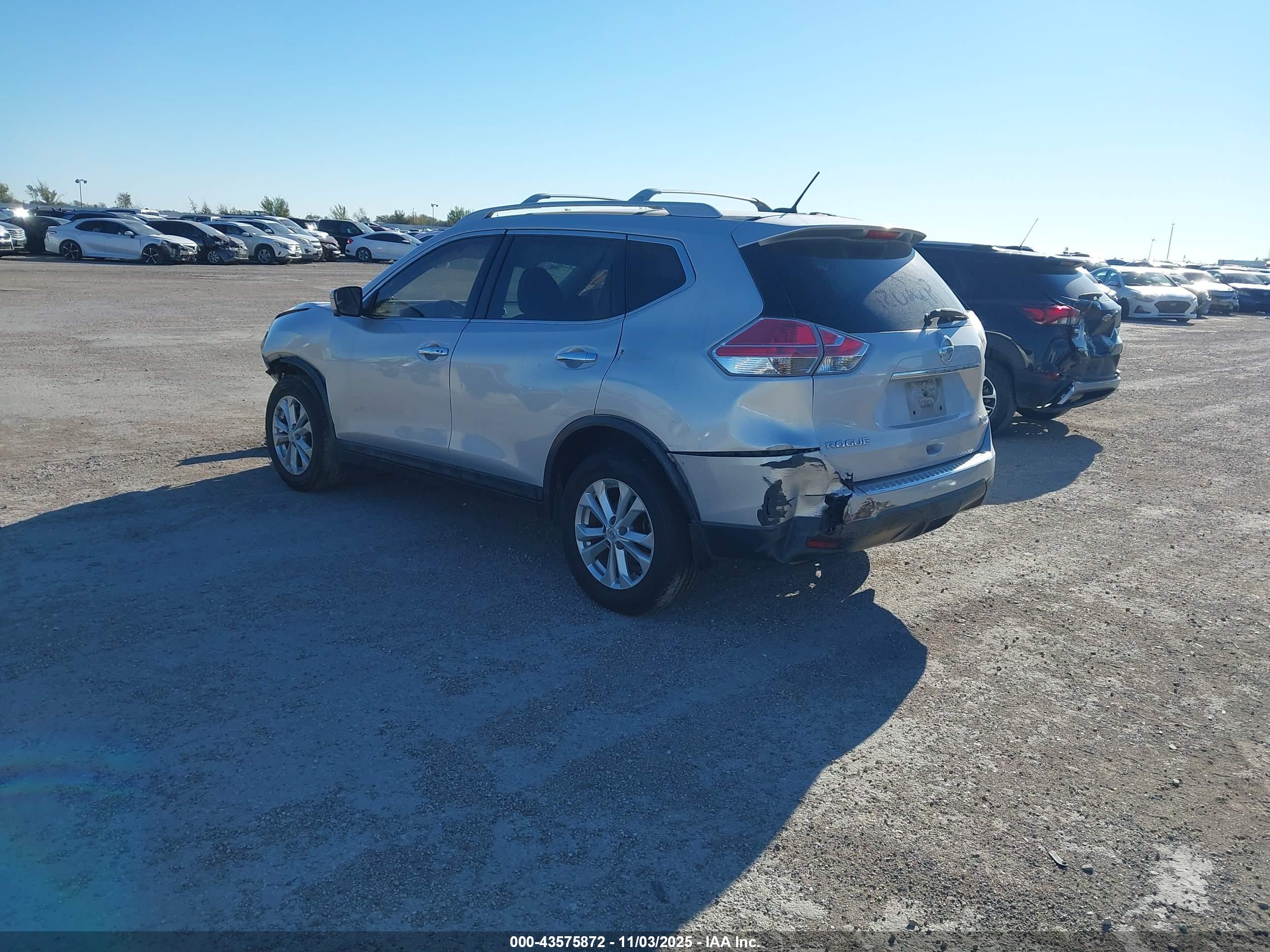 NISSAN ROGUE image 3