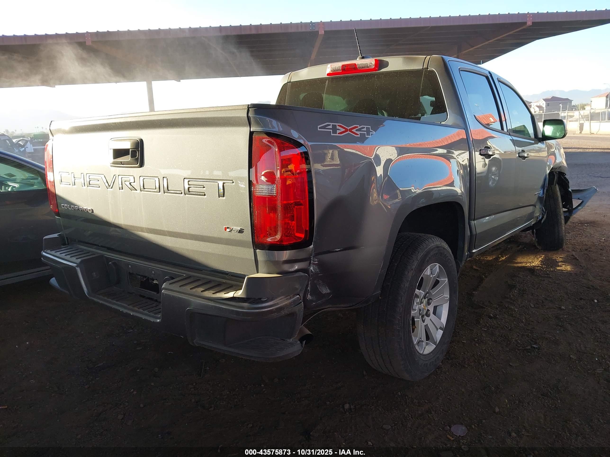 CHEVROLET COLORADO image 6