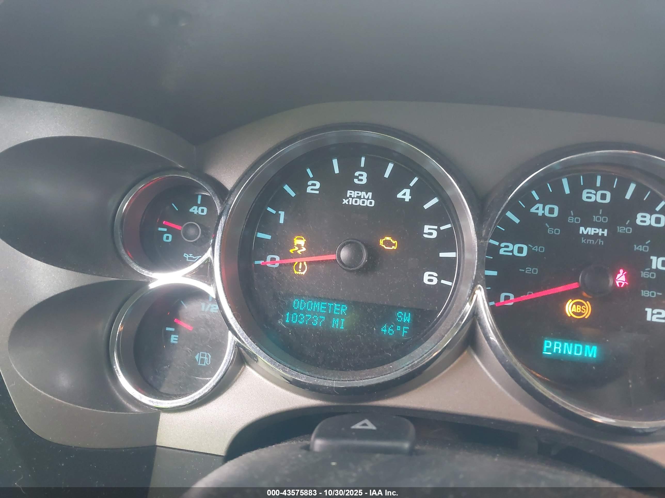 CHEVROLET SILVERADO image 7