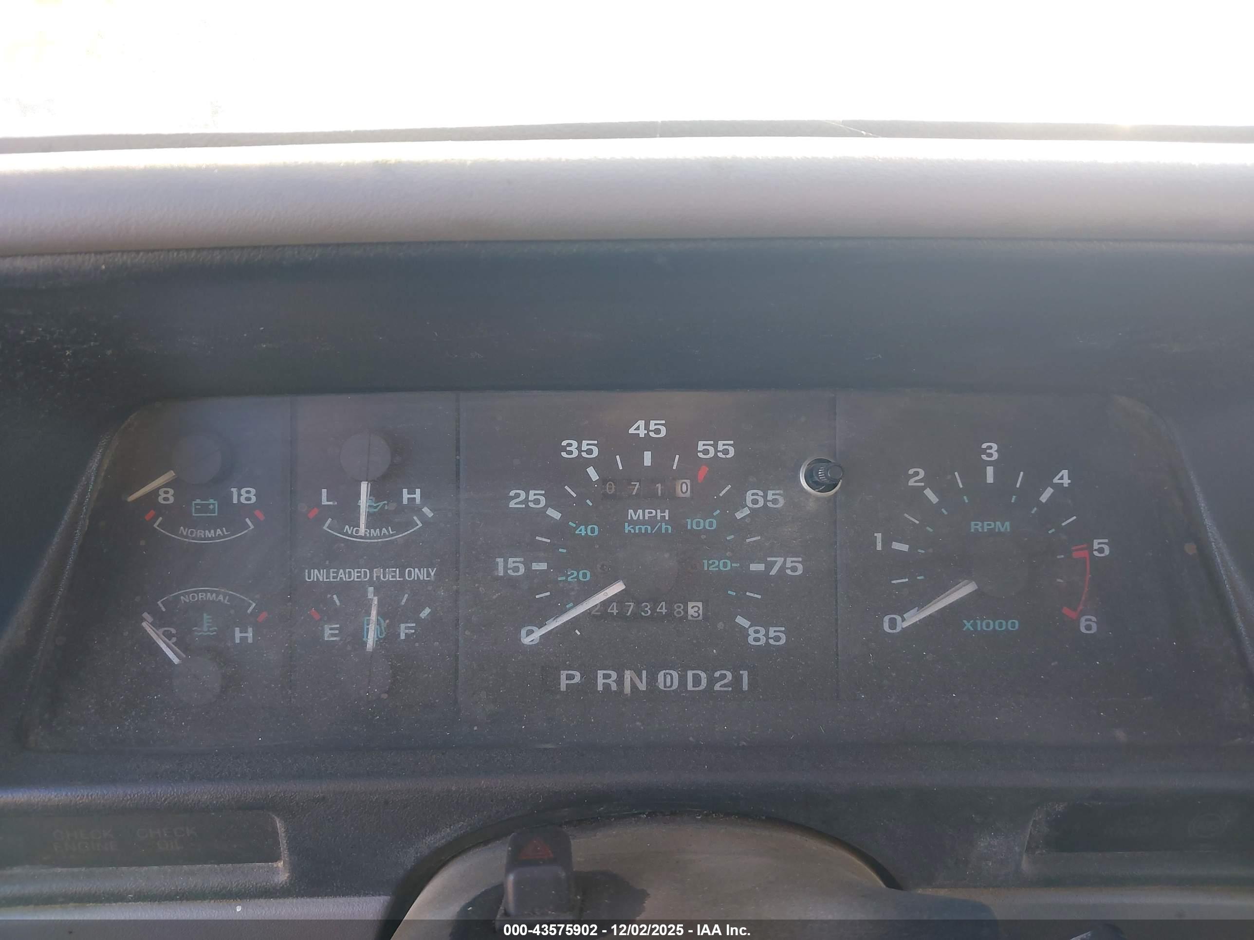 FORD EXPLORER image 7
