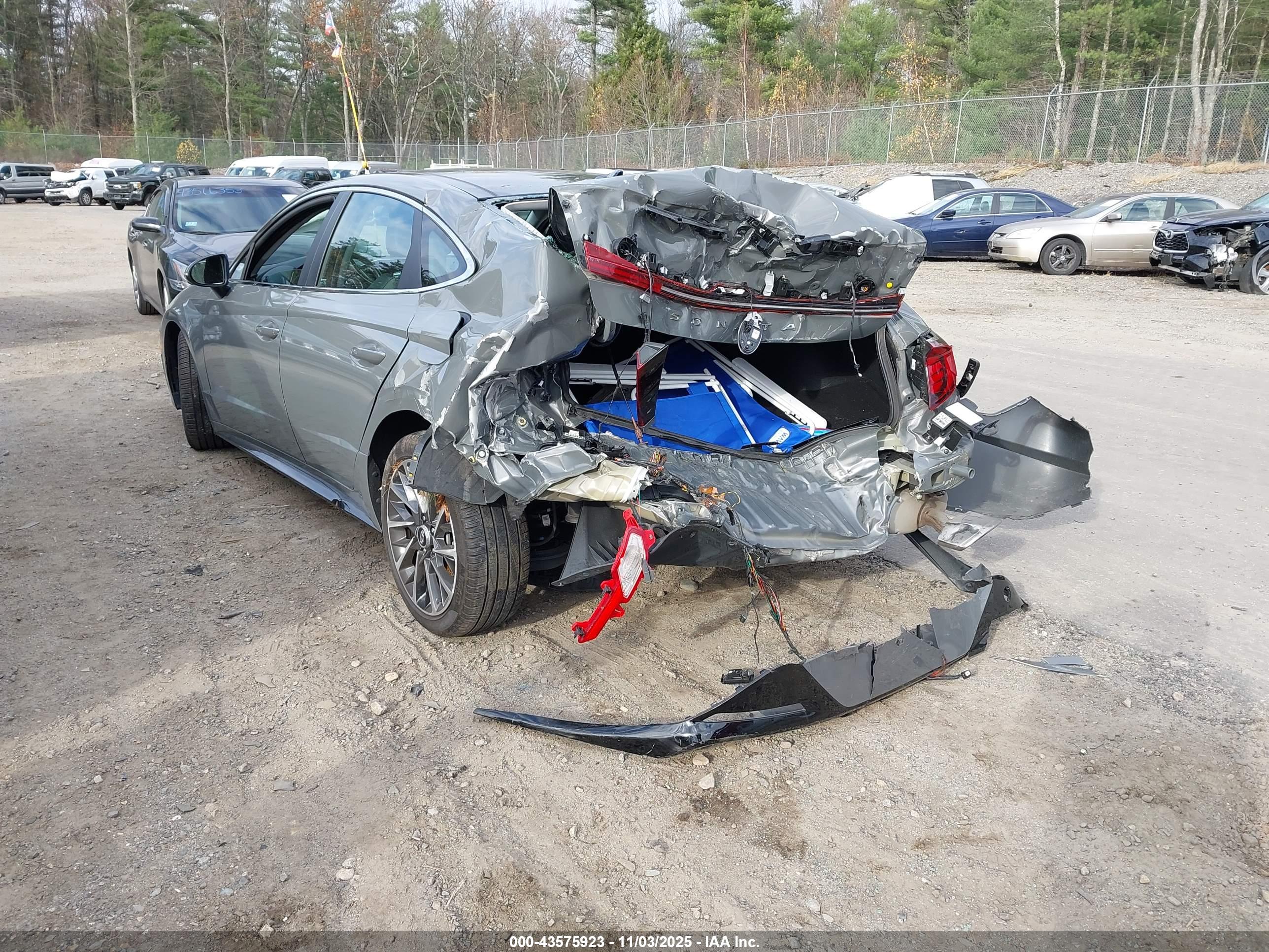 HYUNDAI SONATA image 3