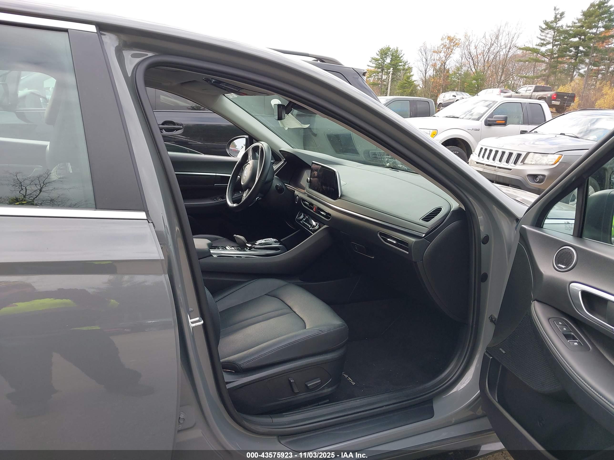 HYUNDAI SONATA image 5