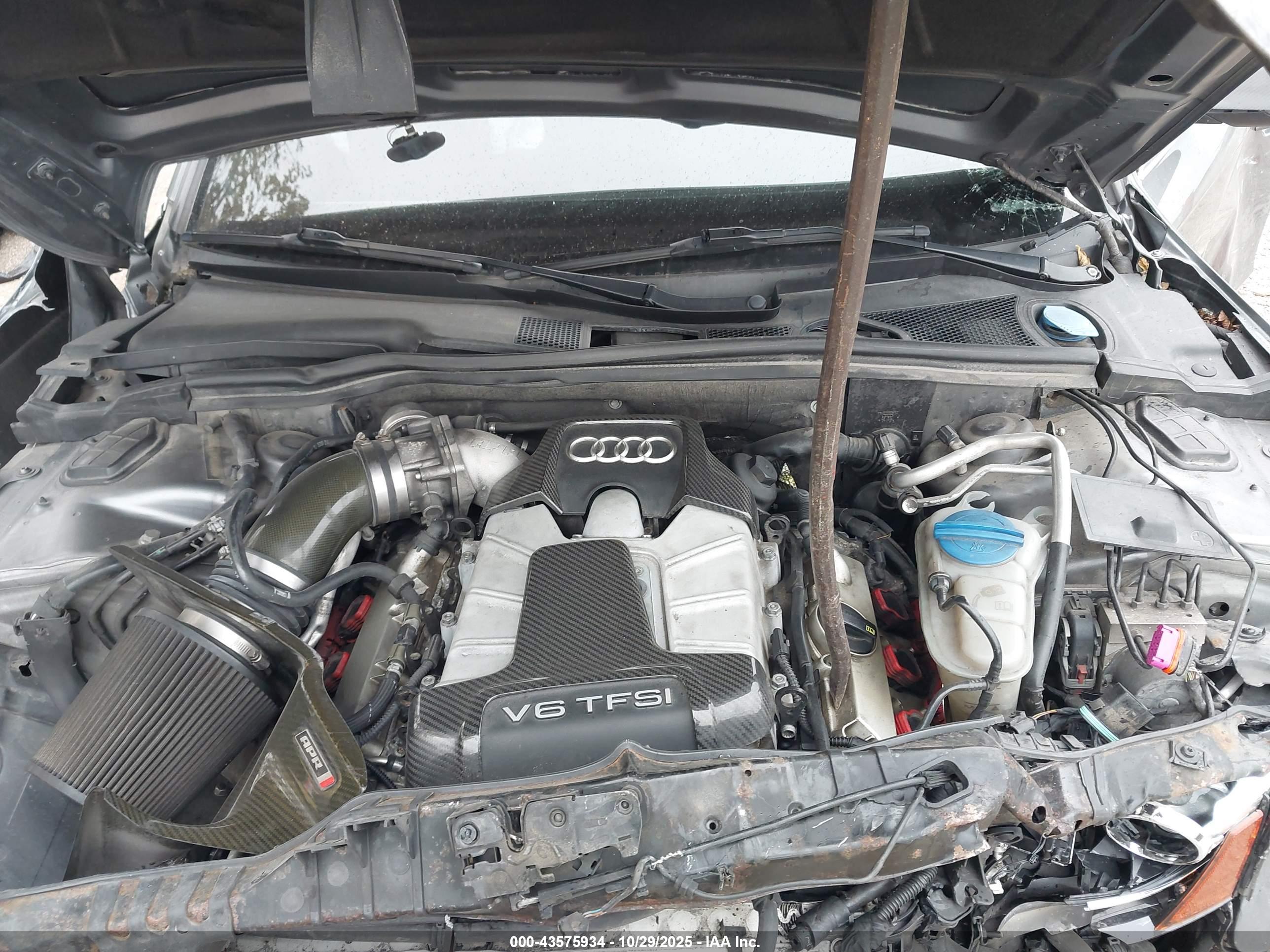 AUDI S4 image 10
