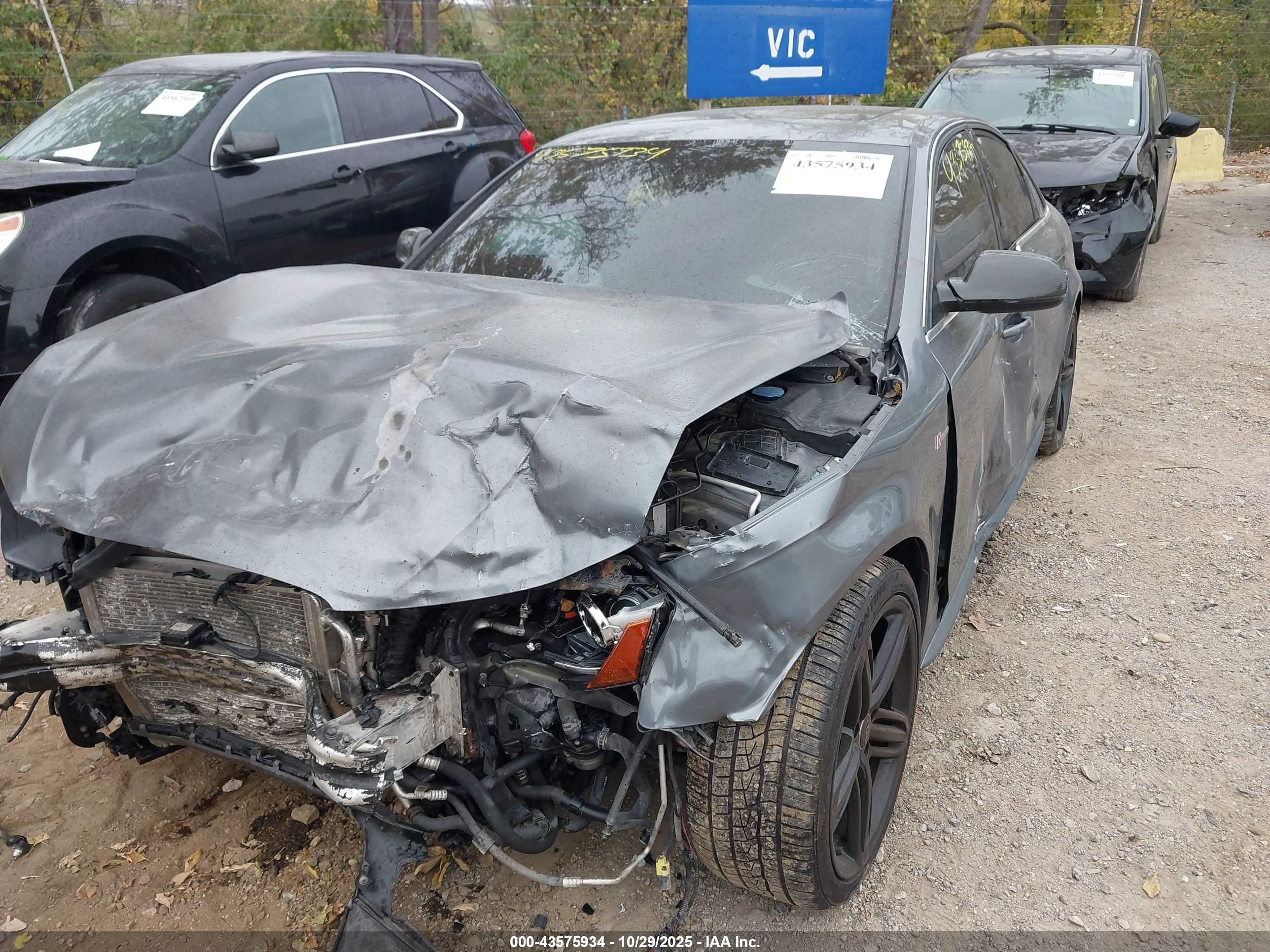 AUDI S4 image 6