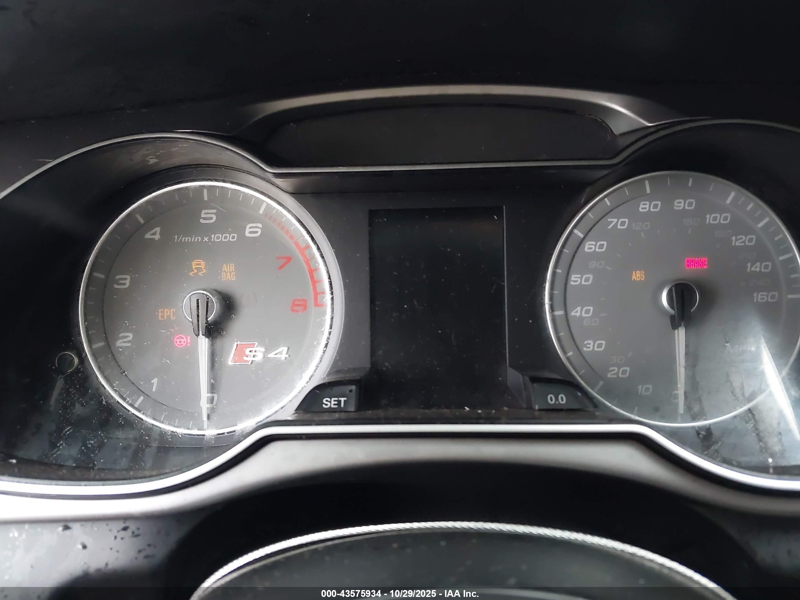 AUDI S4 image 7