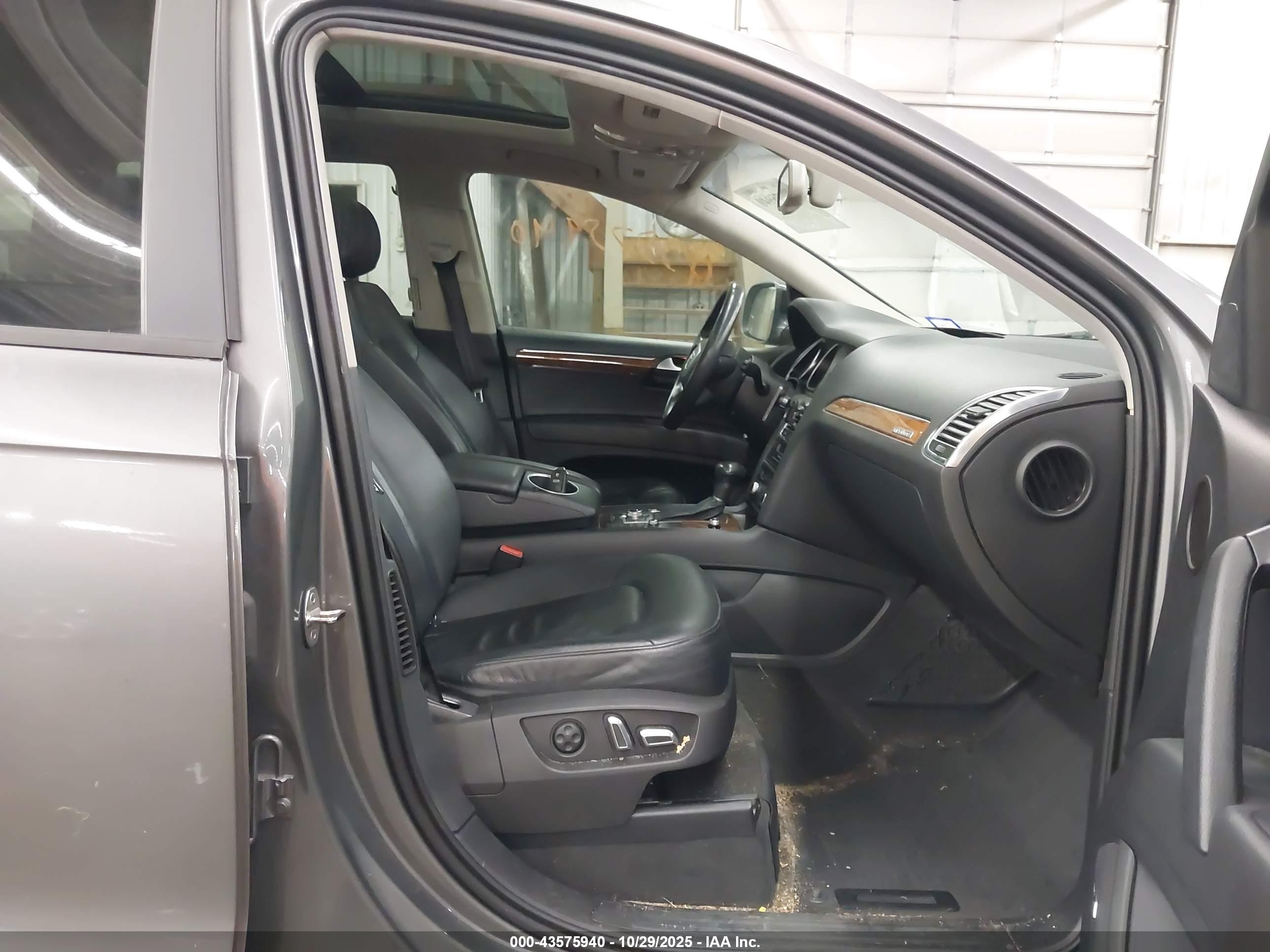 AUDI Q7 image 5