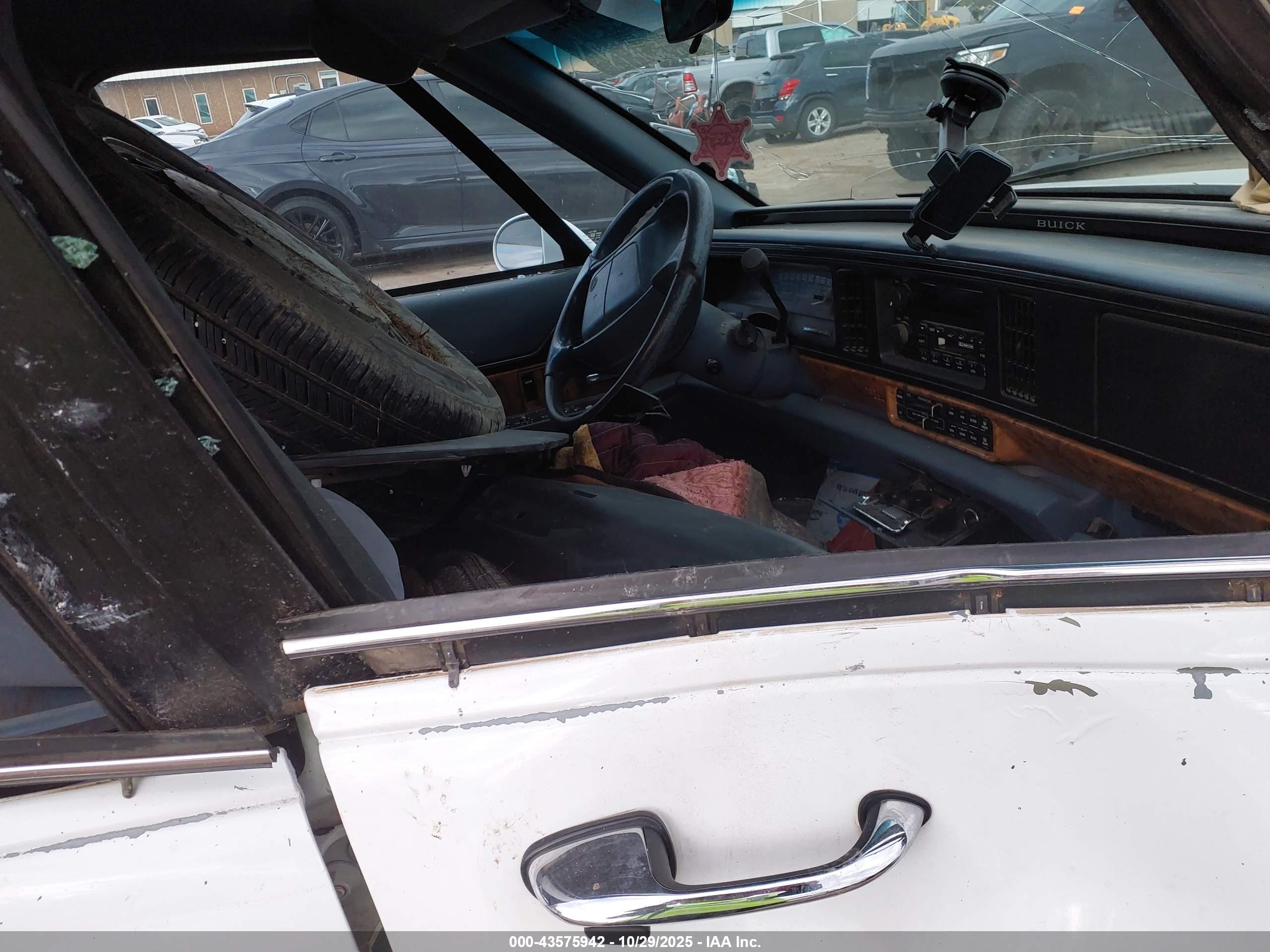 BUICK LESABRE image 5