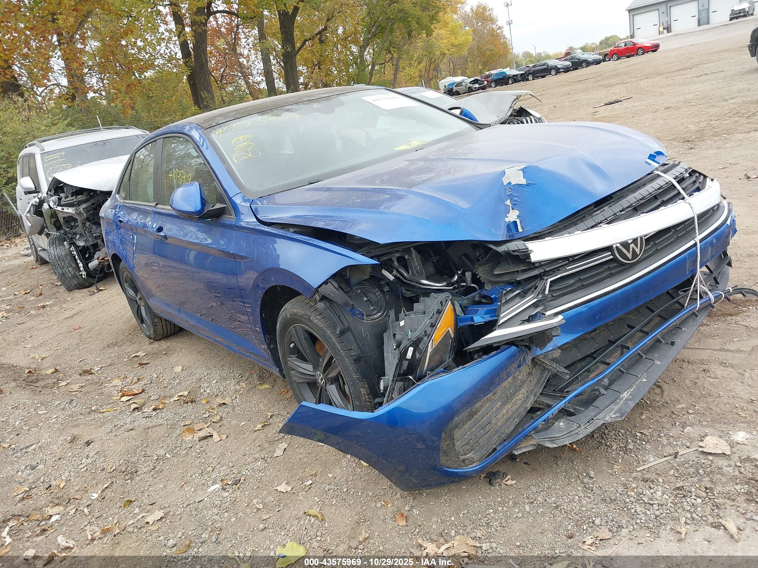 VOLKSWAGEN JETTA image 6