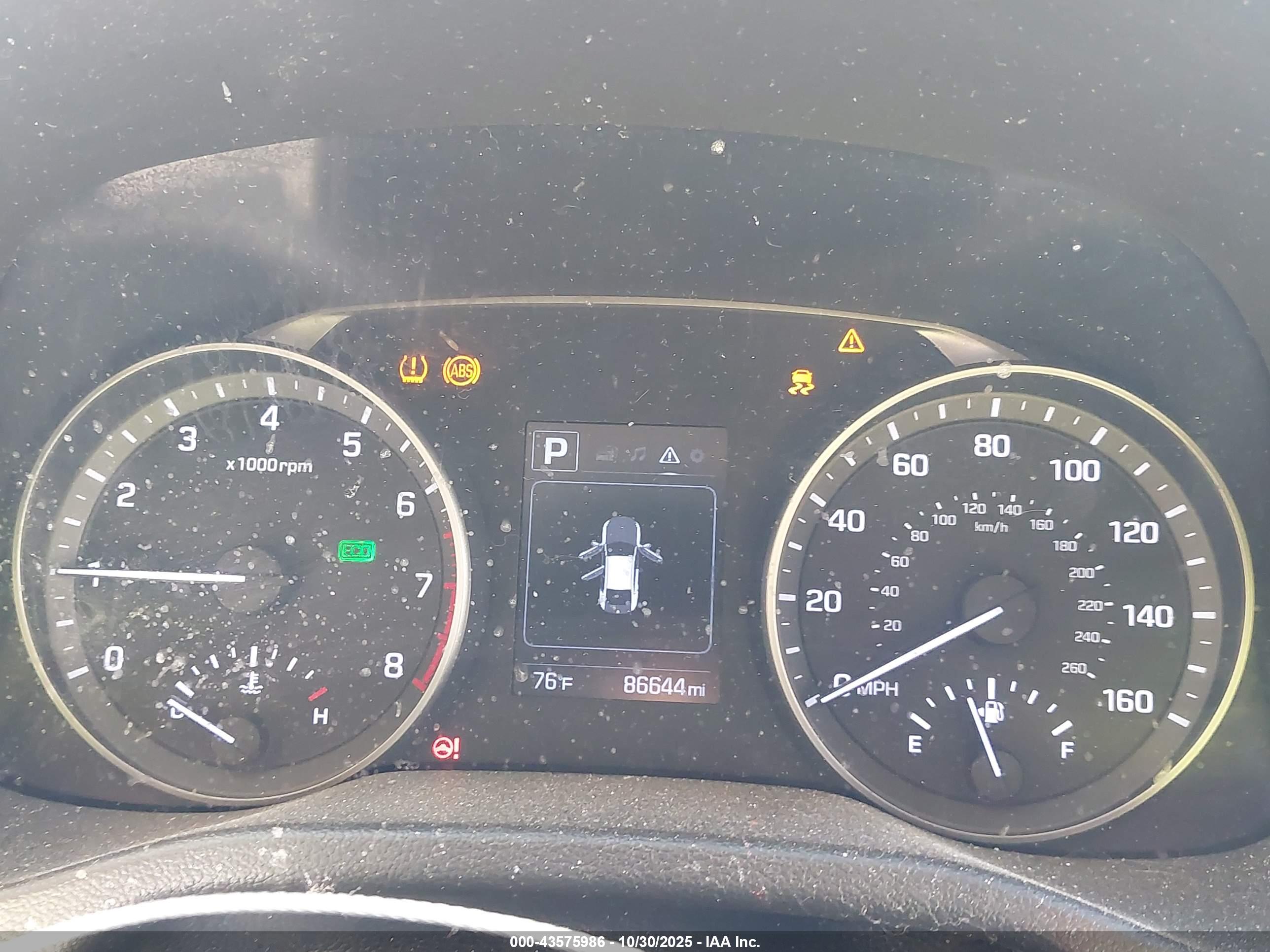 HYUNDAI ELANTRA image 7