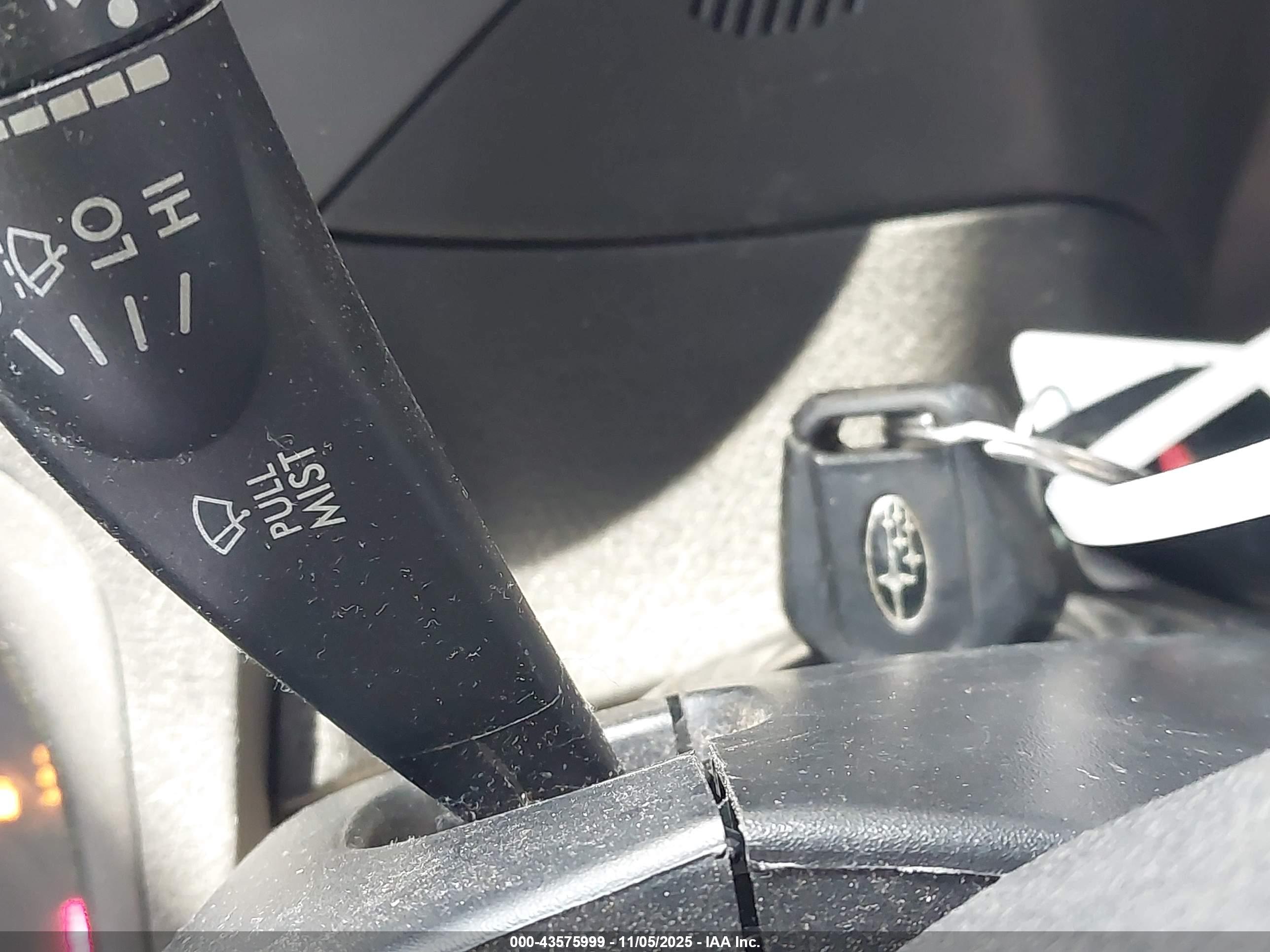 SUBARU FORESTER image 11
