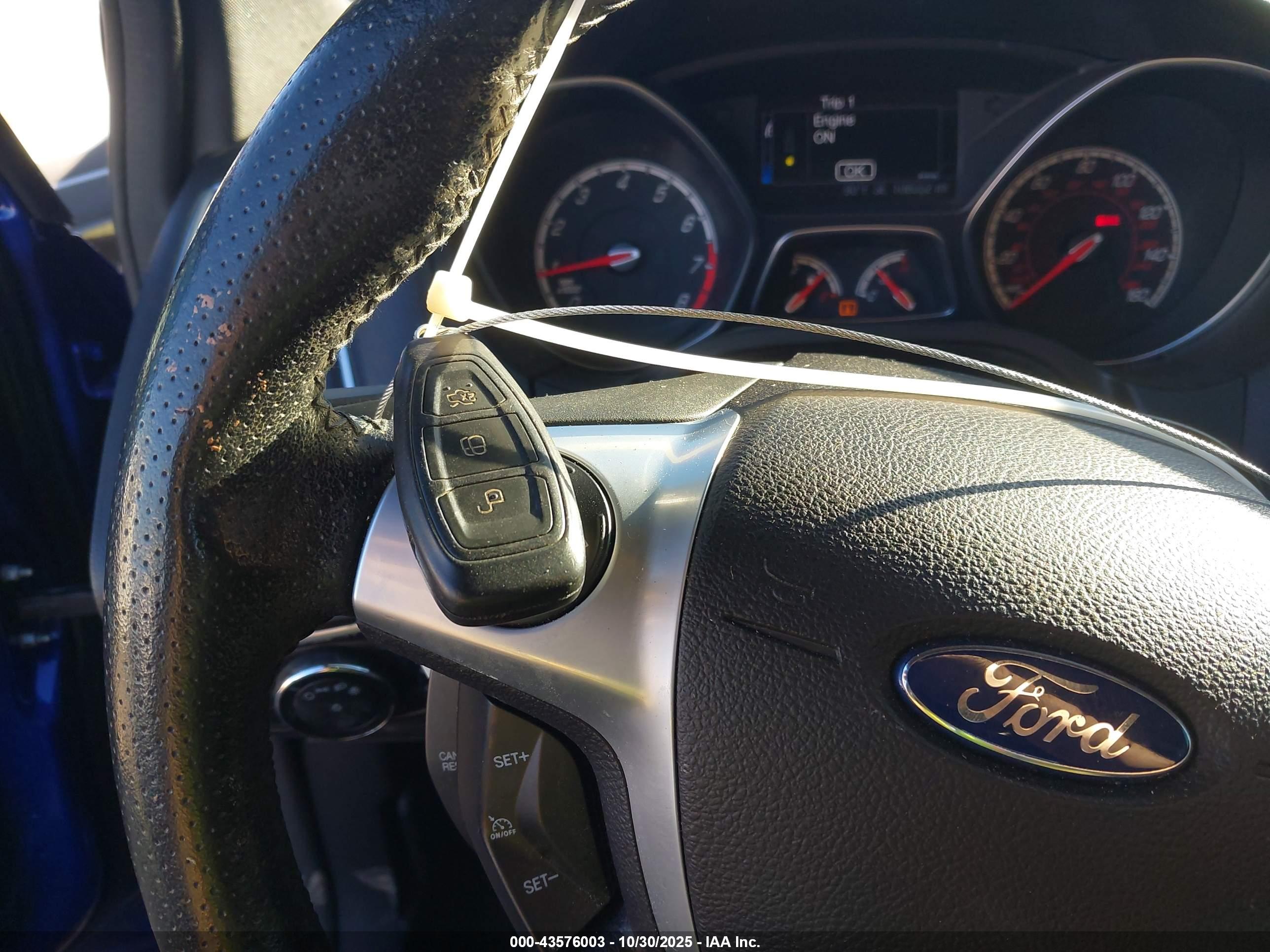 FORD FOCUS image 11
