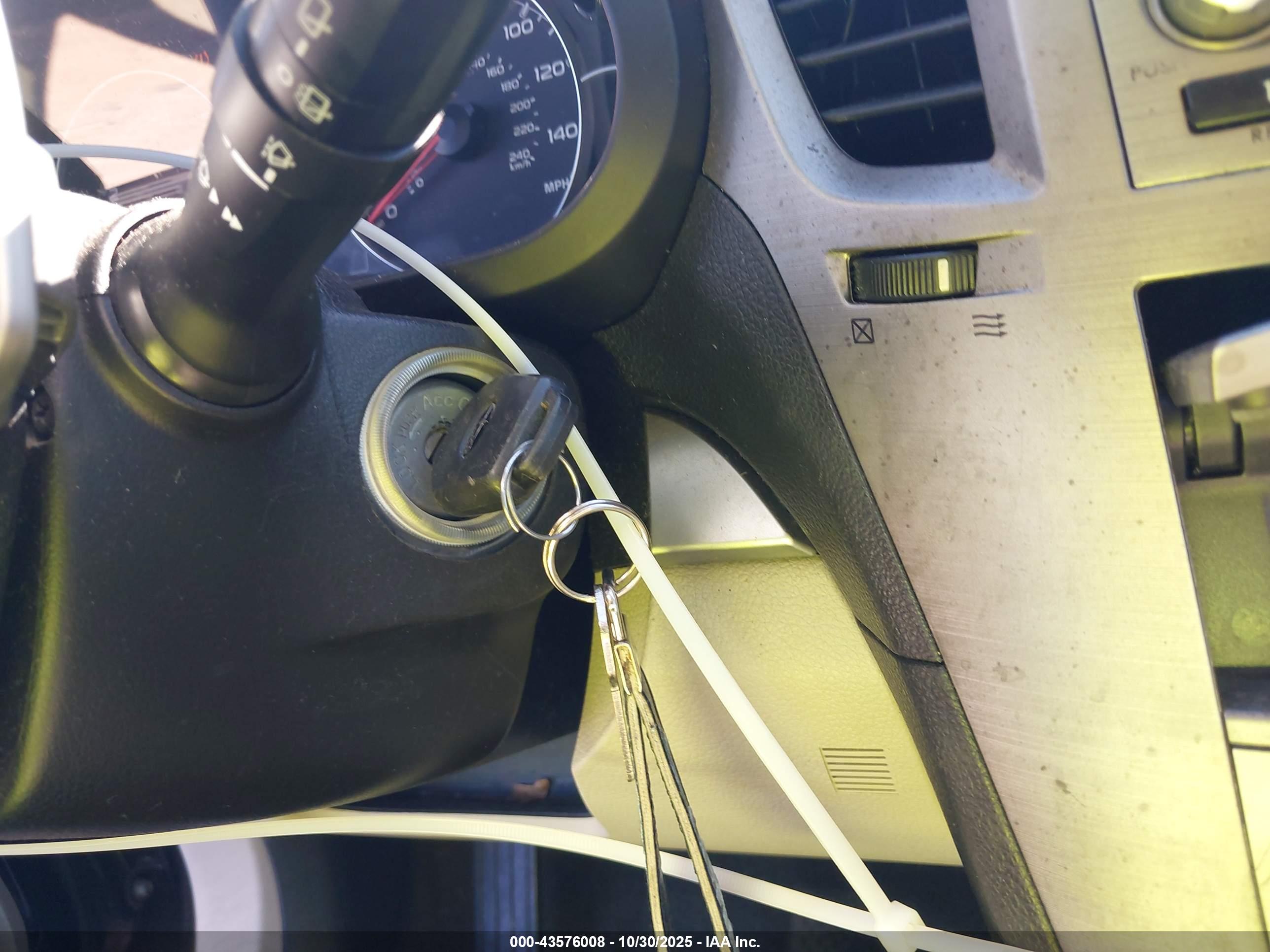 SUBARU OUTBACK image 11