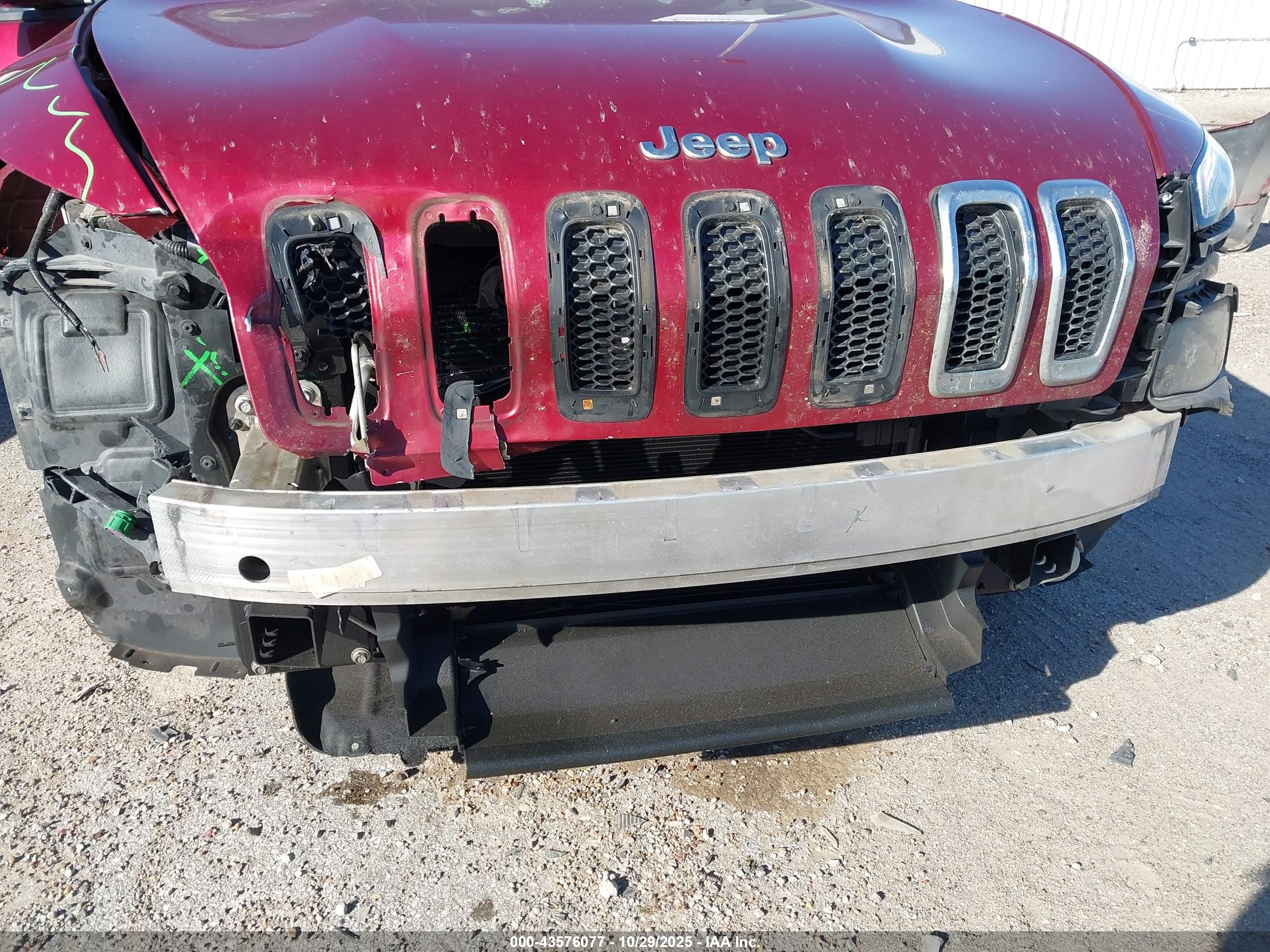 JEEP CHEROKEE image 6