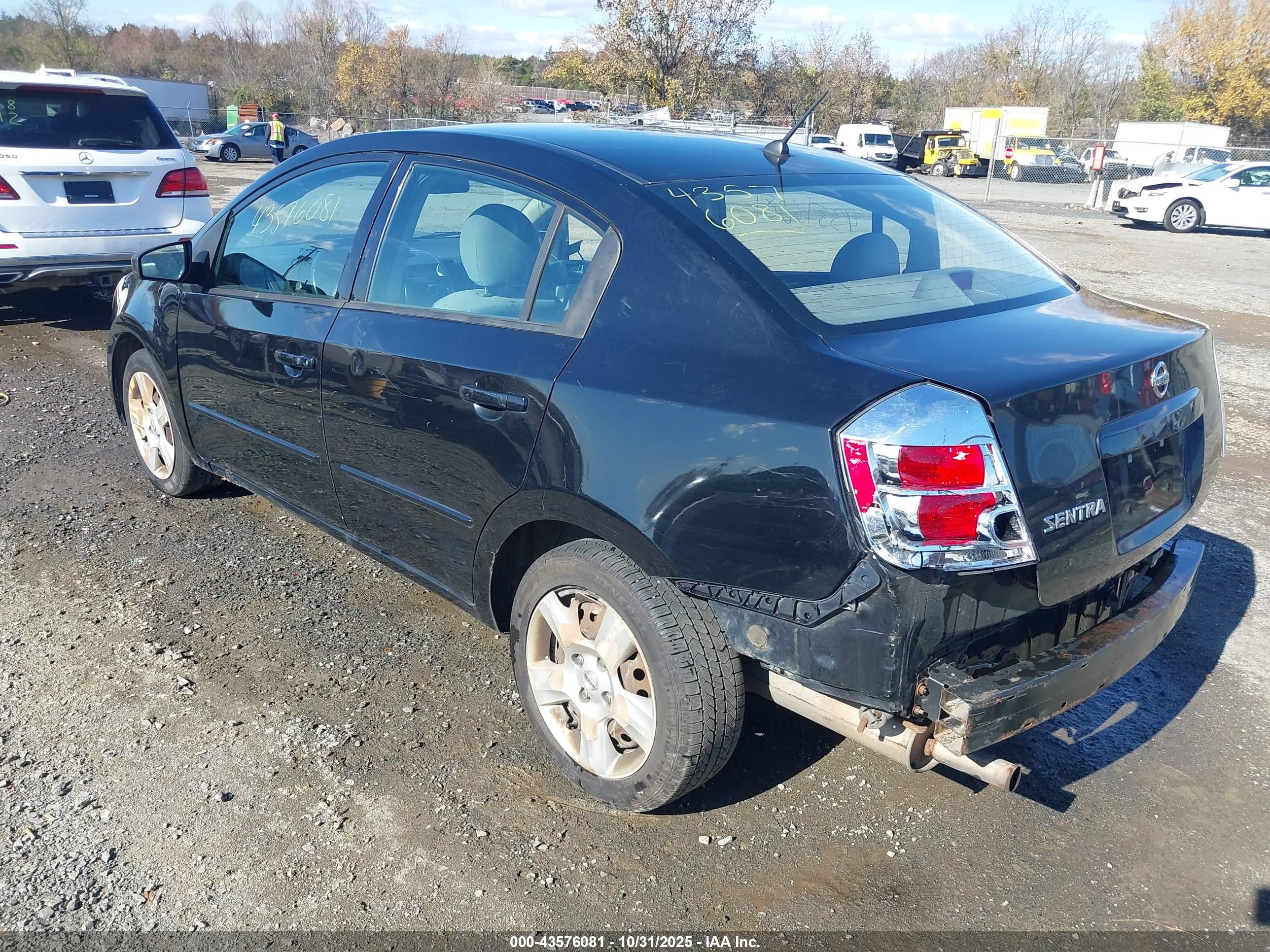 NISSAN SENTRA image 3