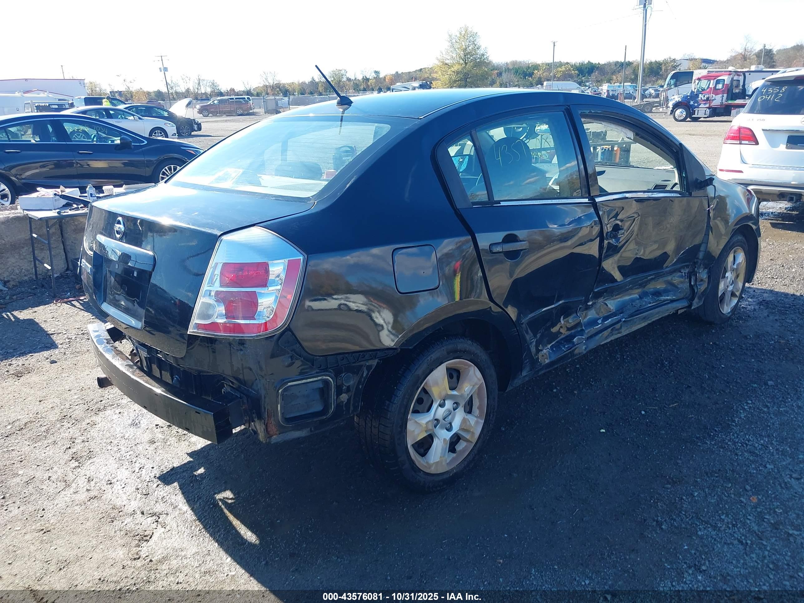 NISSAN SENTRA image 4
