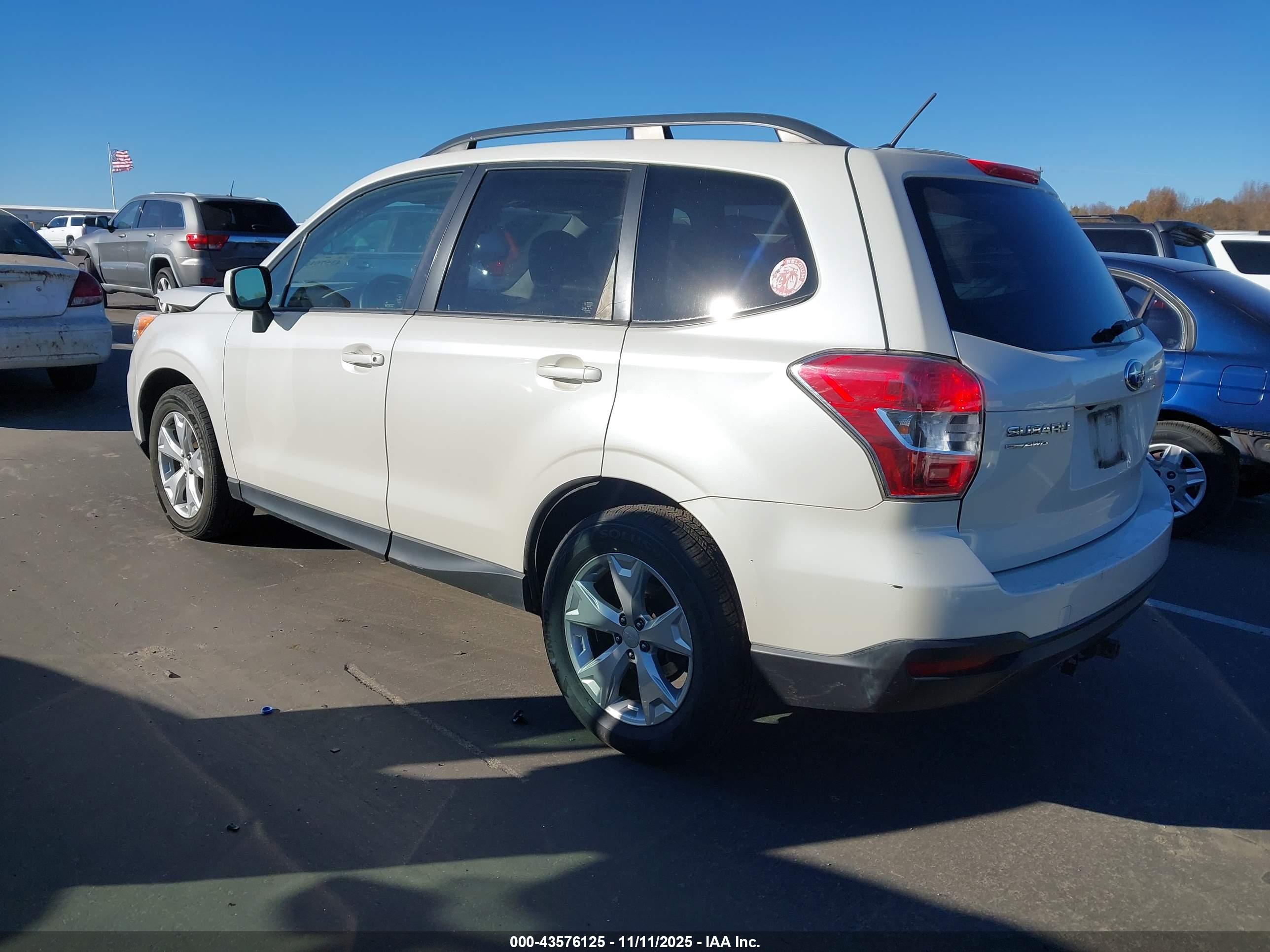 SUBARU FORESTER image 3