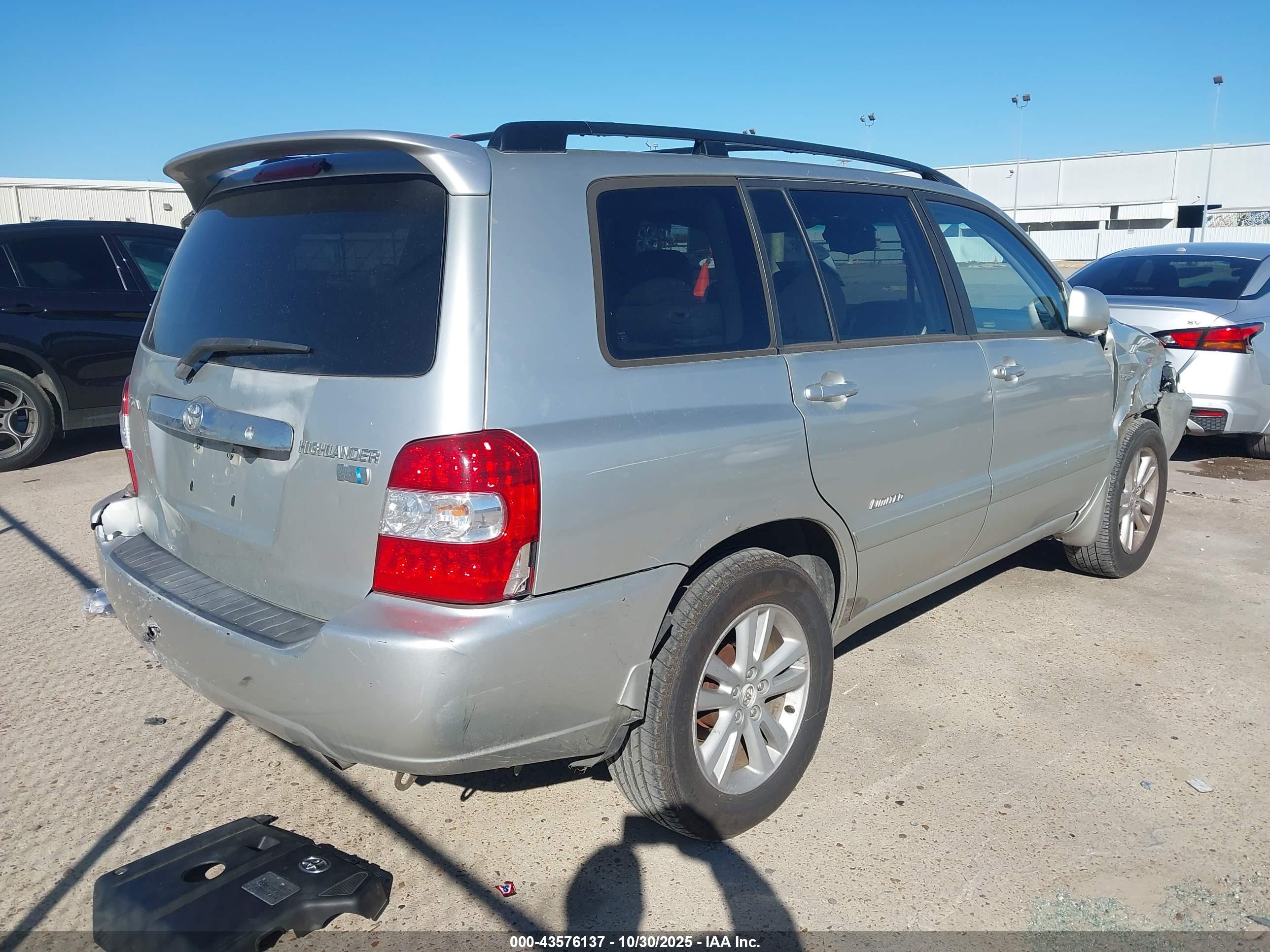 TOYOTA HIGHLANDER image 4