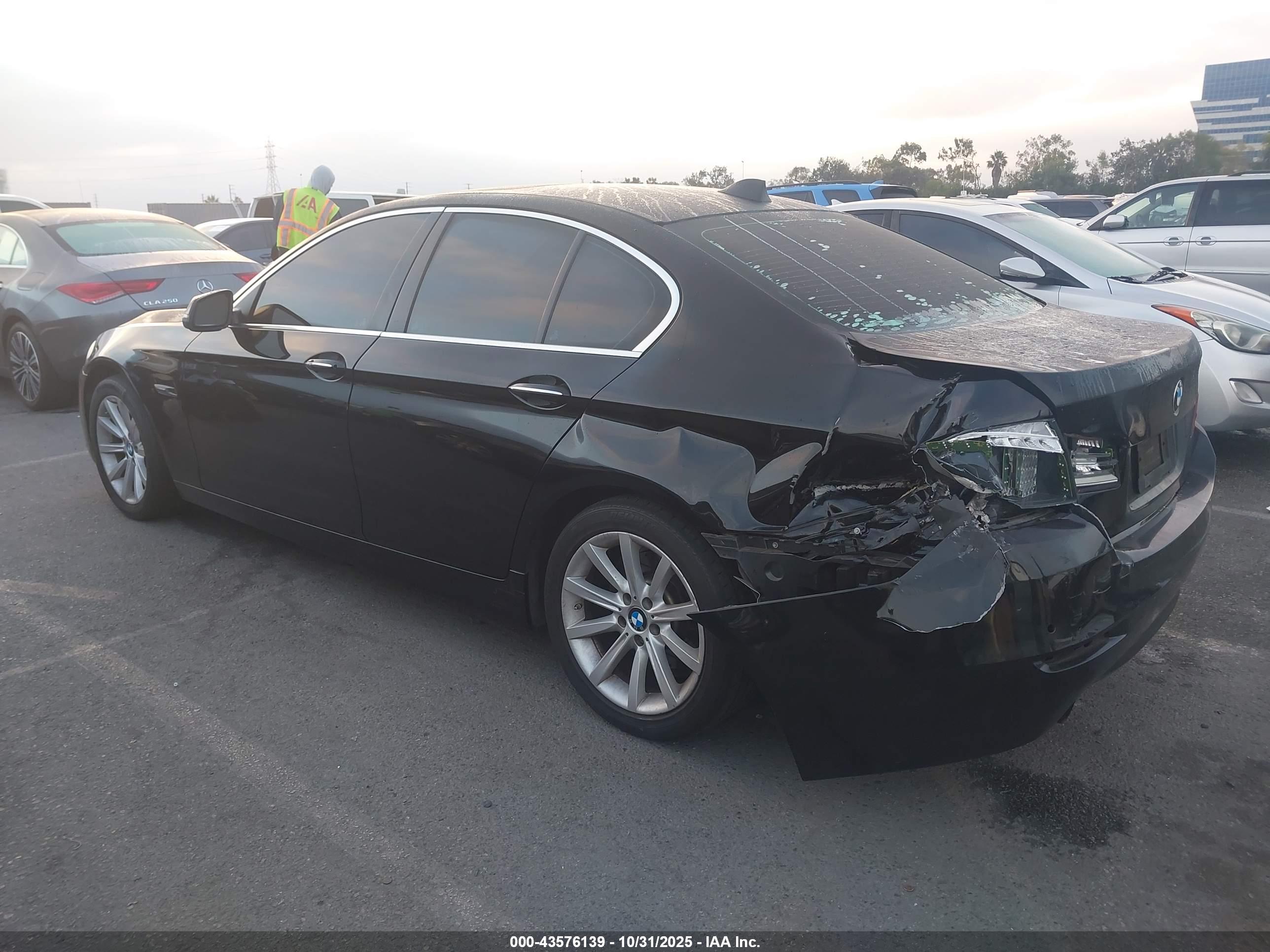BMW 535I image 3
