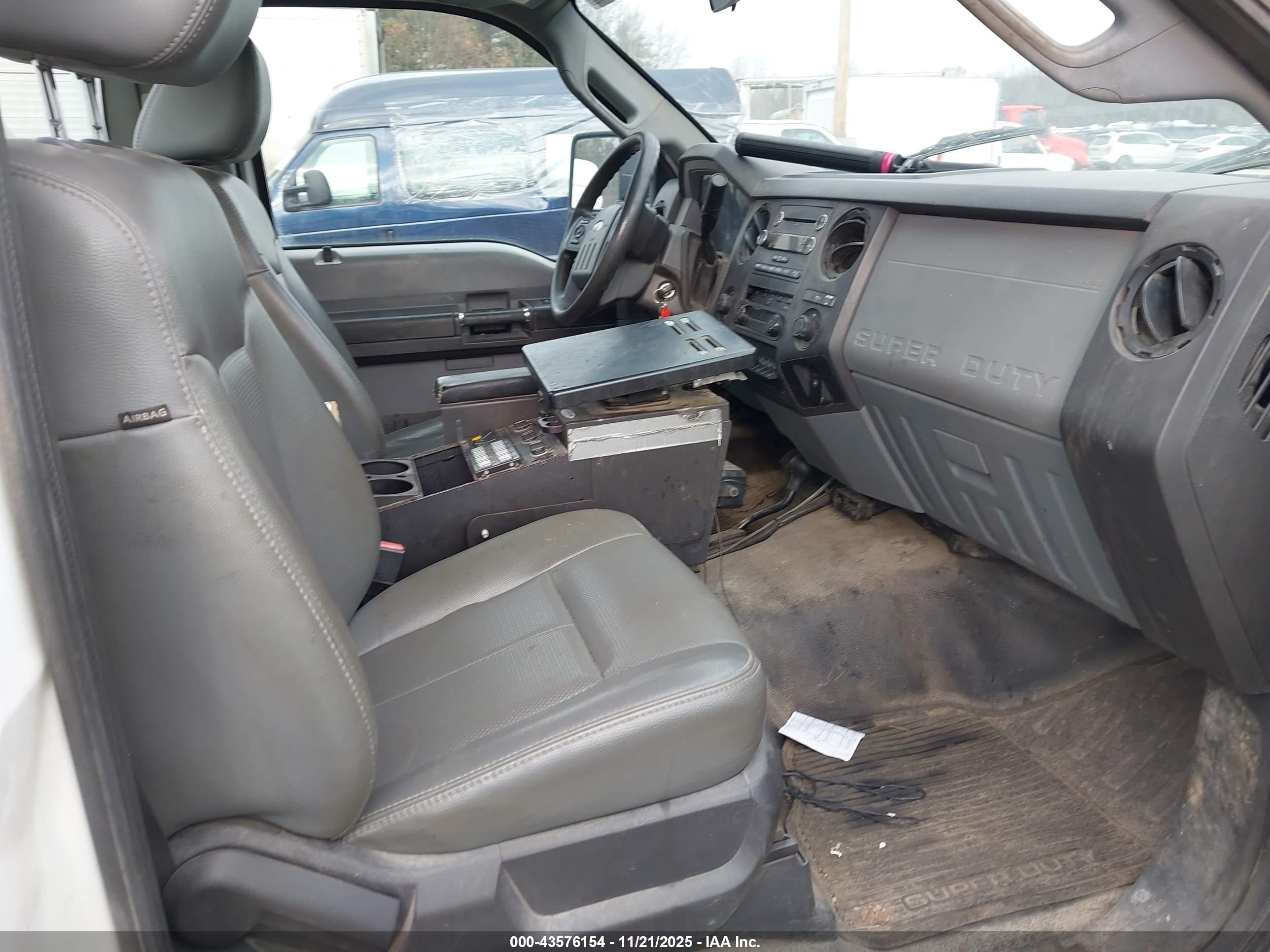 FORD F-350 image 5