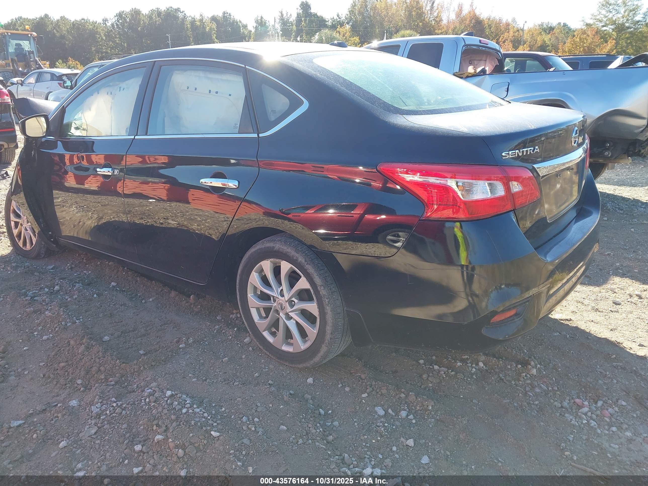 NISSAN SENTRA image 3