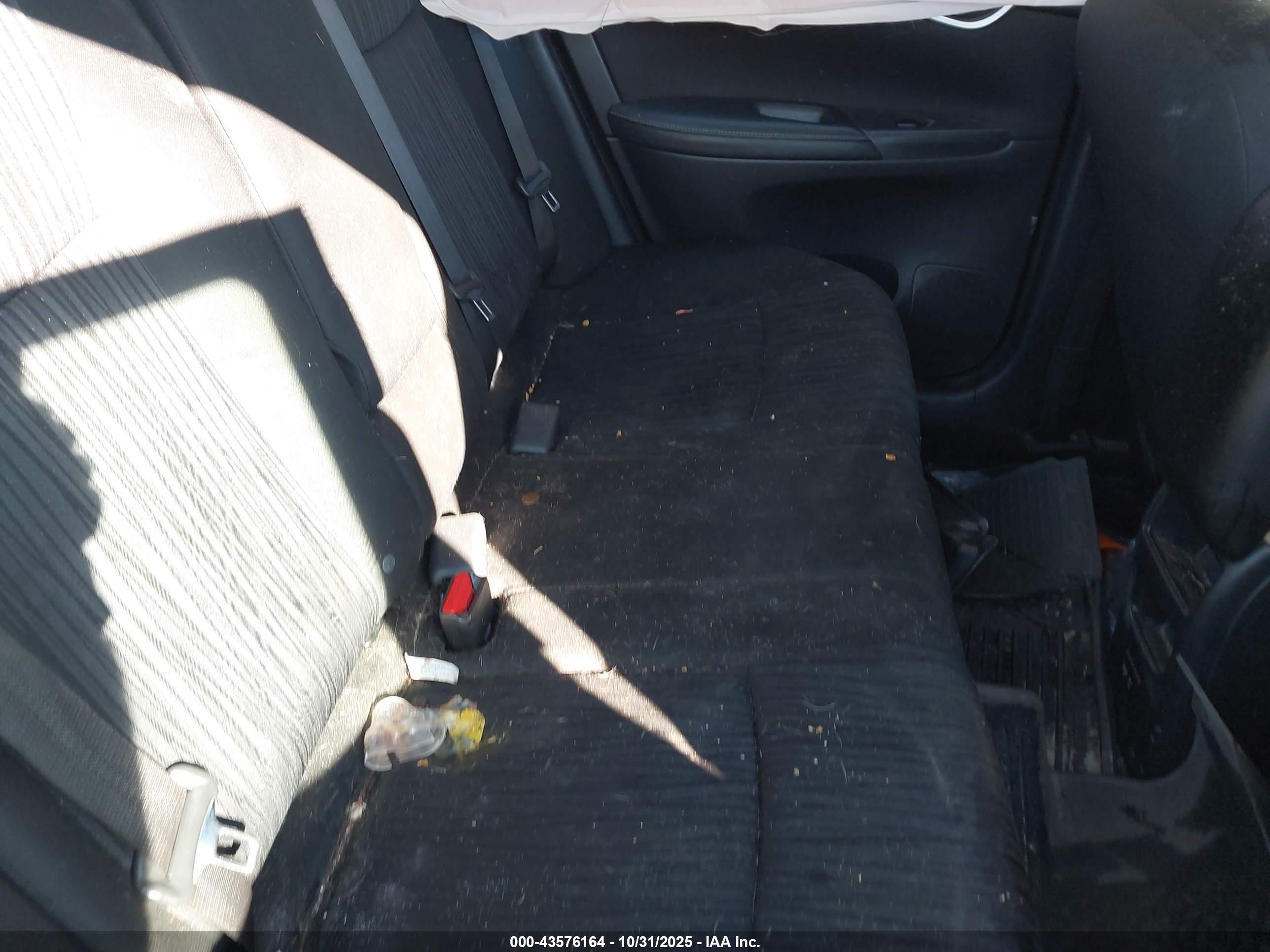 NISSAN SENTRA image 8