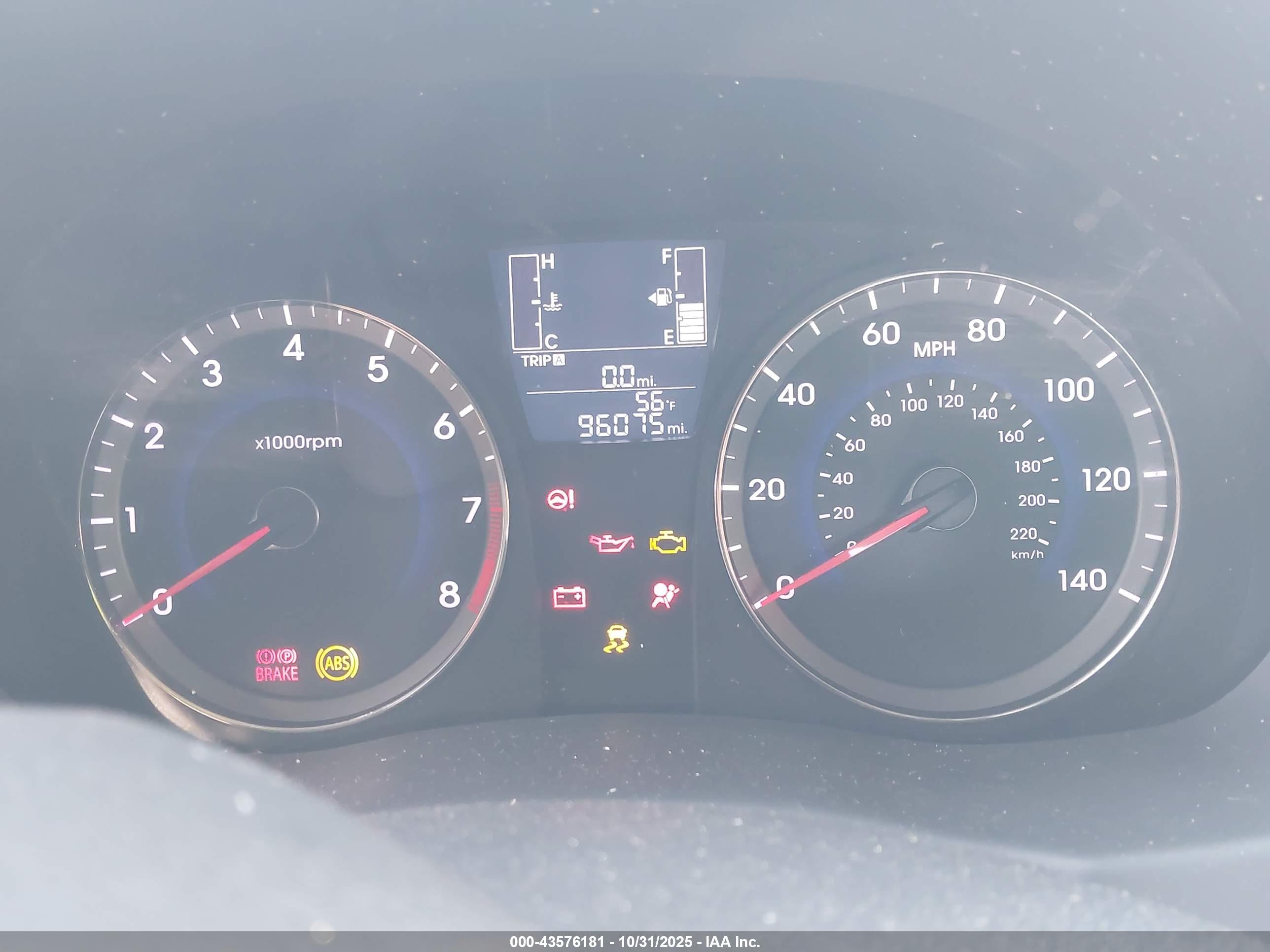HYUNDAI ACCENT image 7