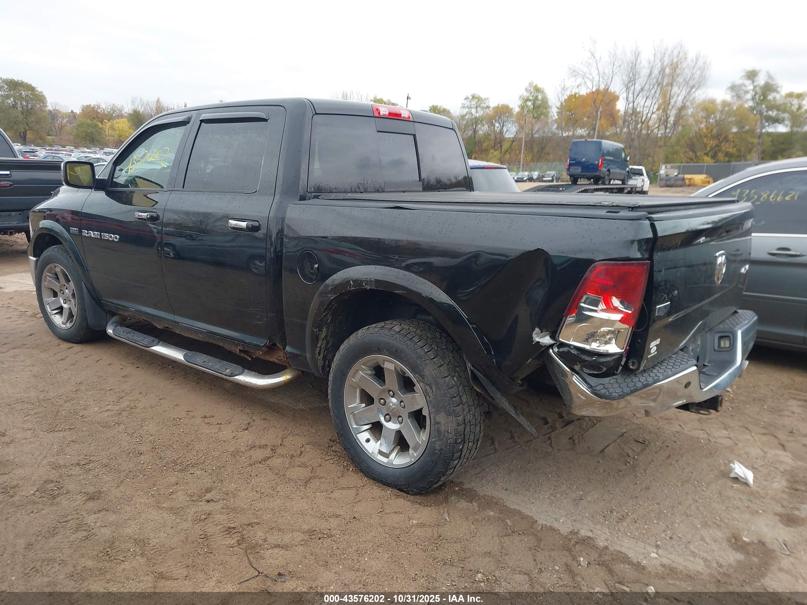 RAM 1500 image 3