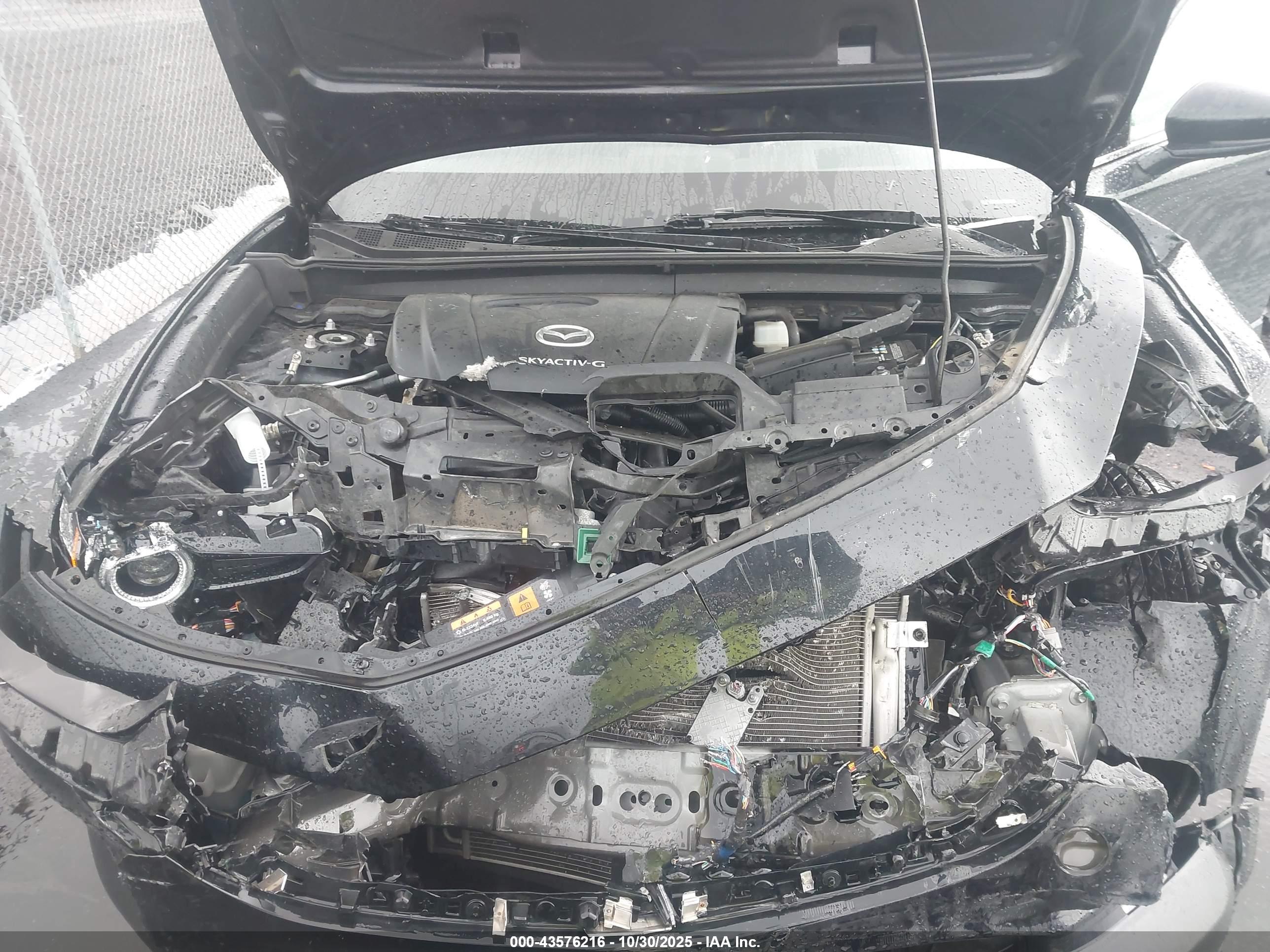 MAZDA CX-30 image 10