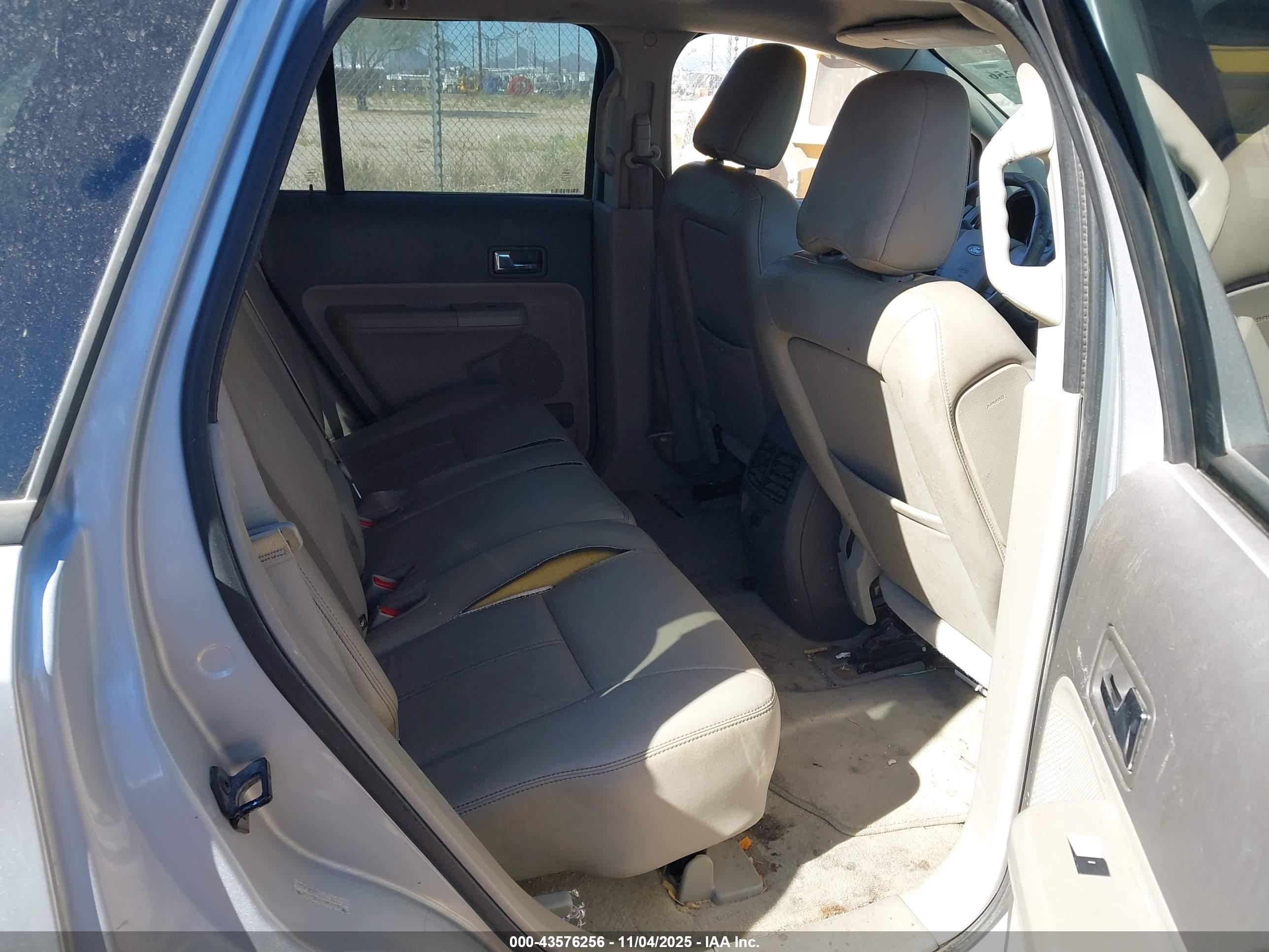 FORD EDGE image 8