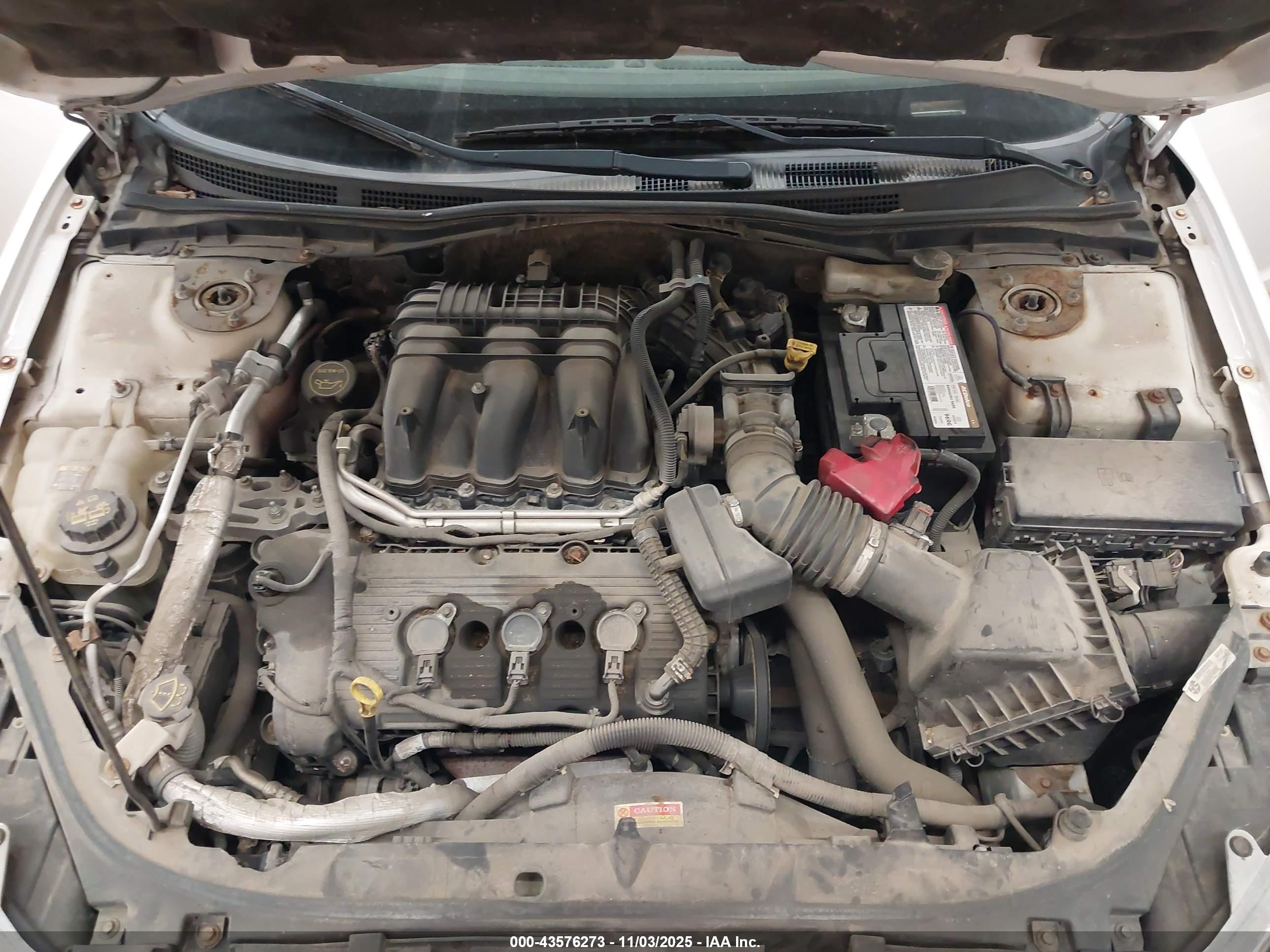 FORD FUSION image 10