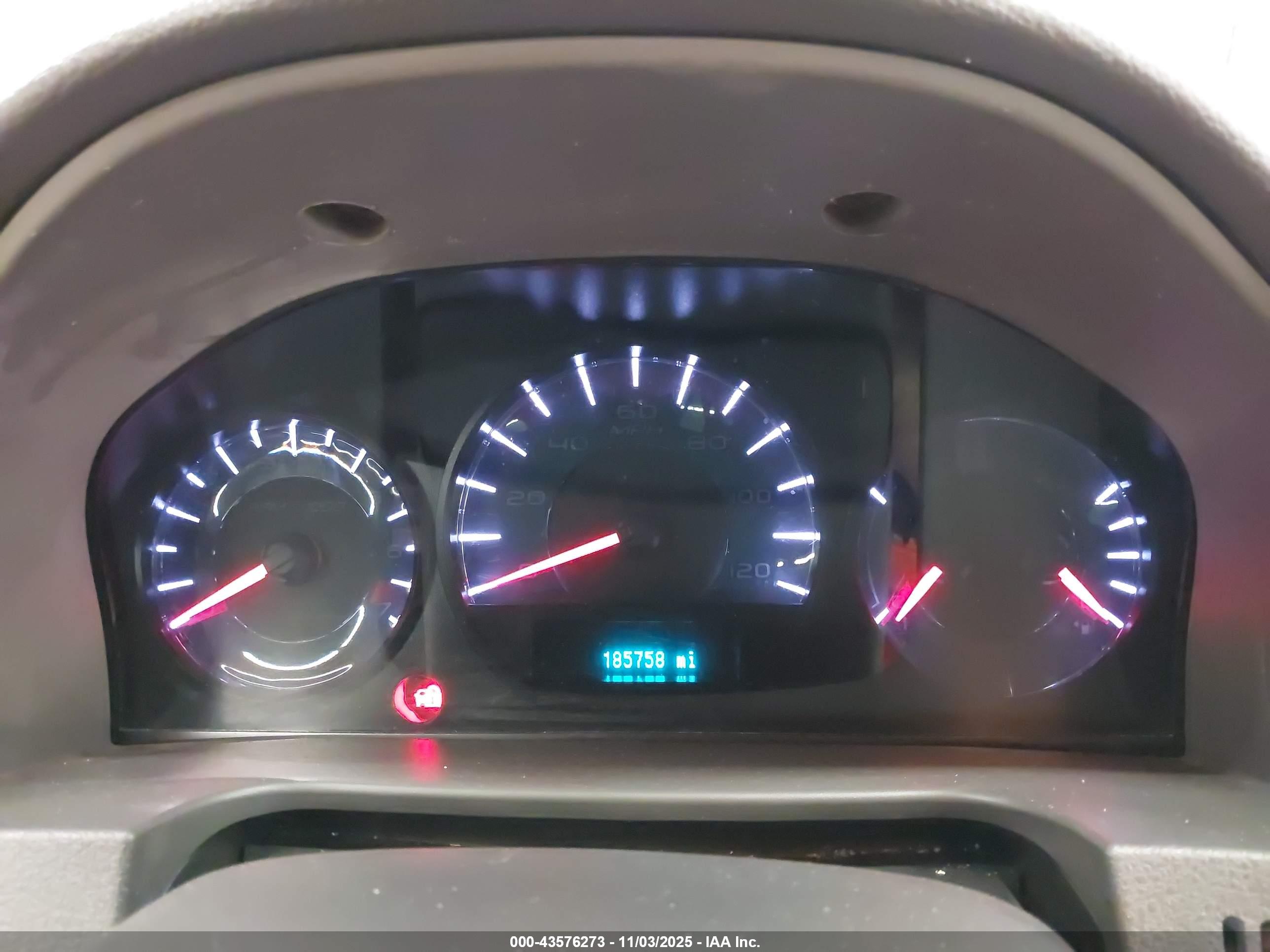 FORD FUSION image 7