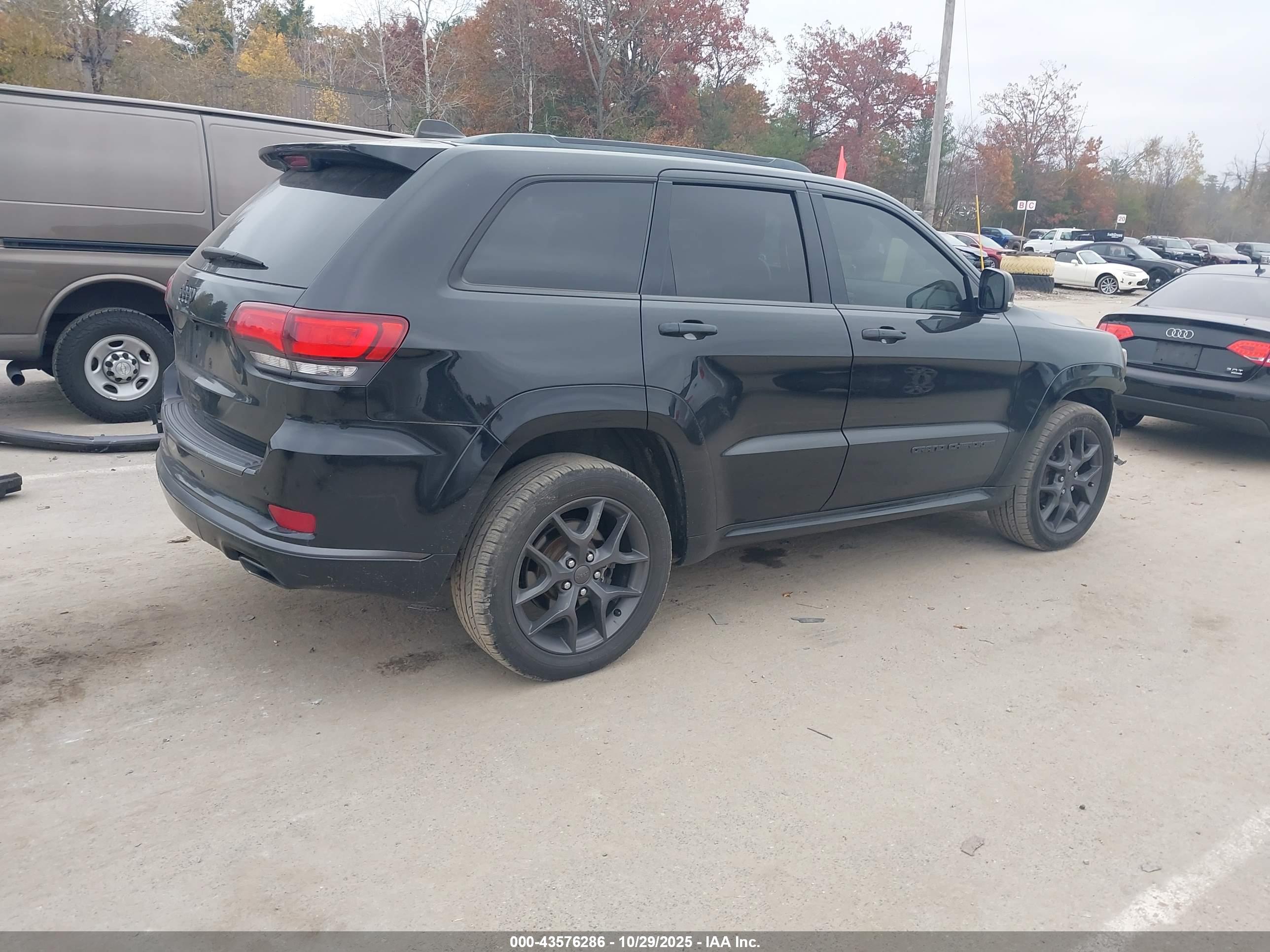 JEEP GRAND image 4