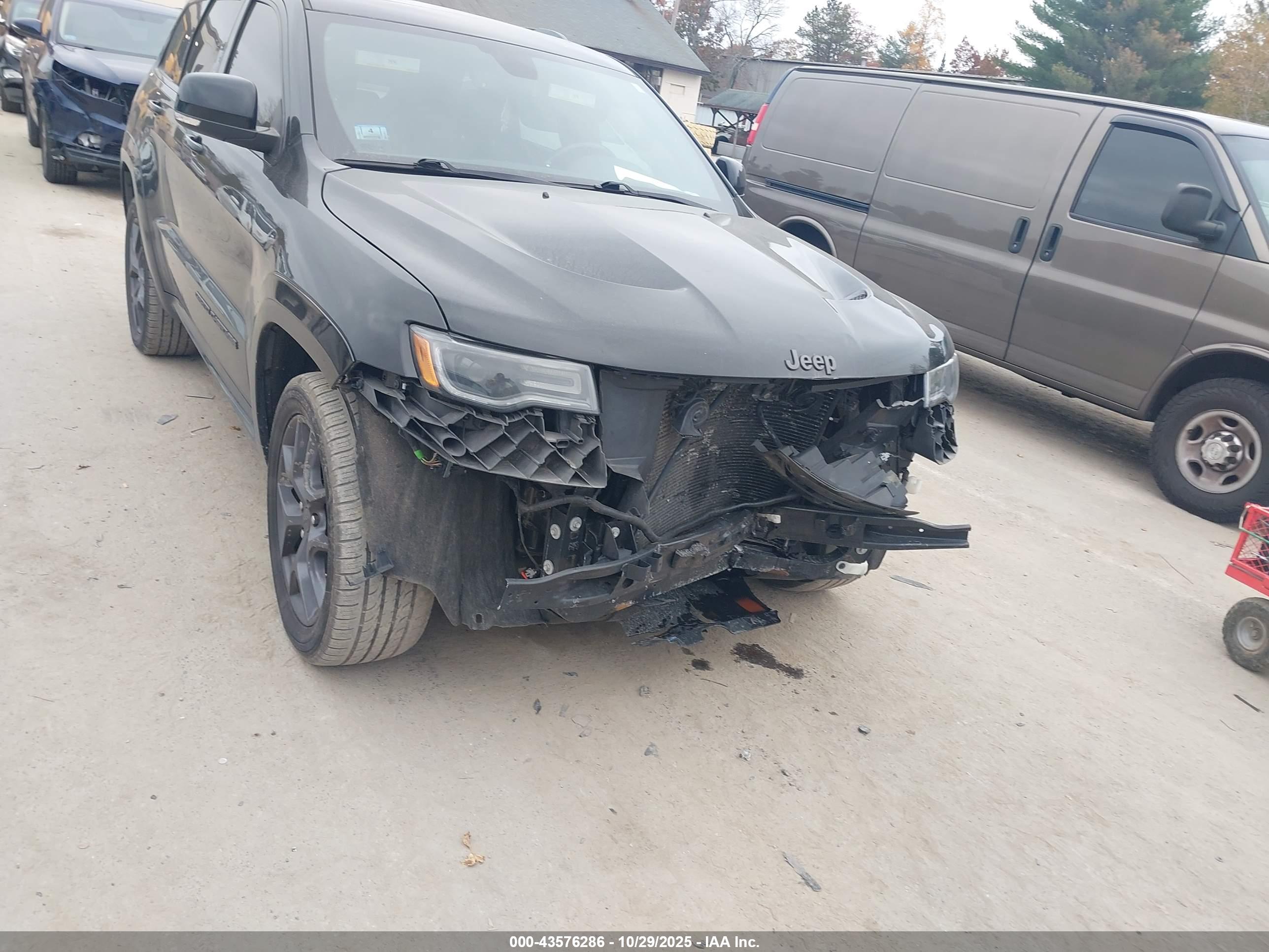 JEEP GRAND image 6