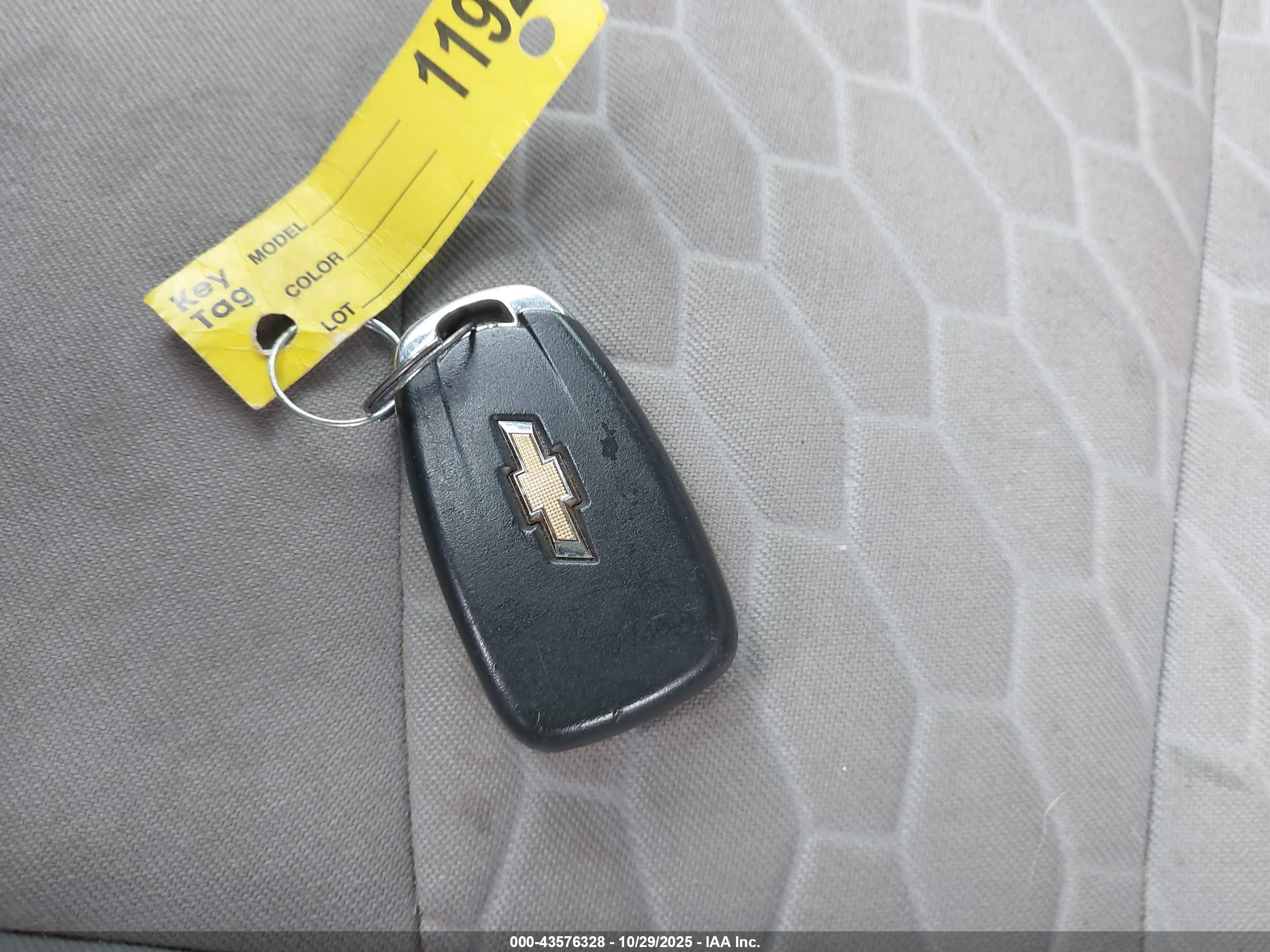CHEVROLET EQUINOX image 11