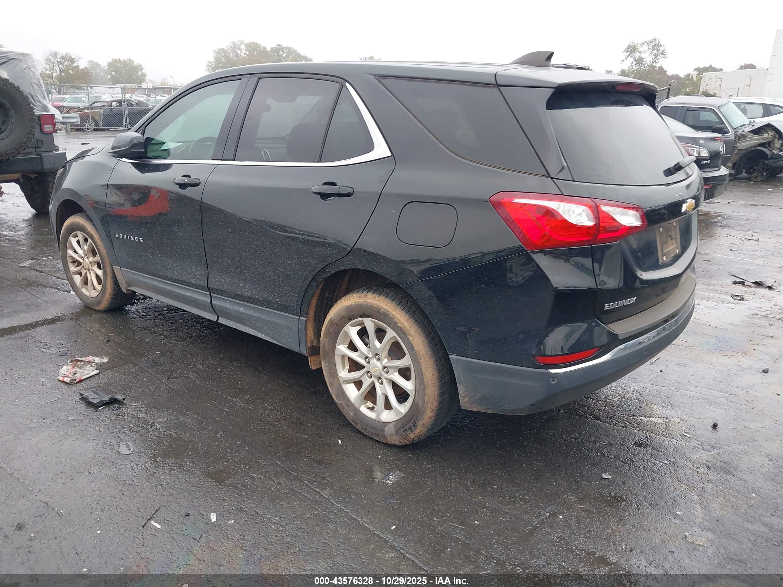 CHEVROLET EQUINOX image 3
