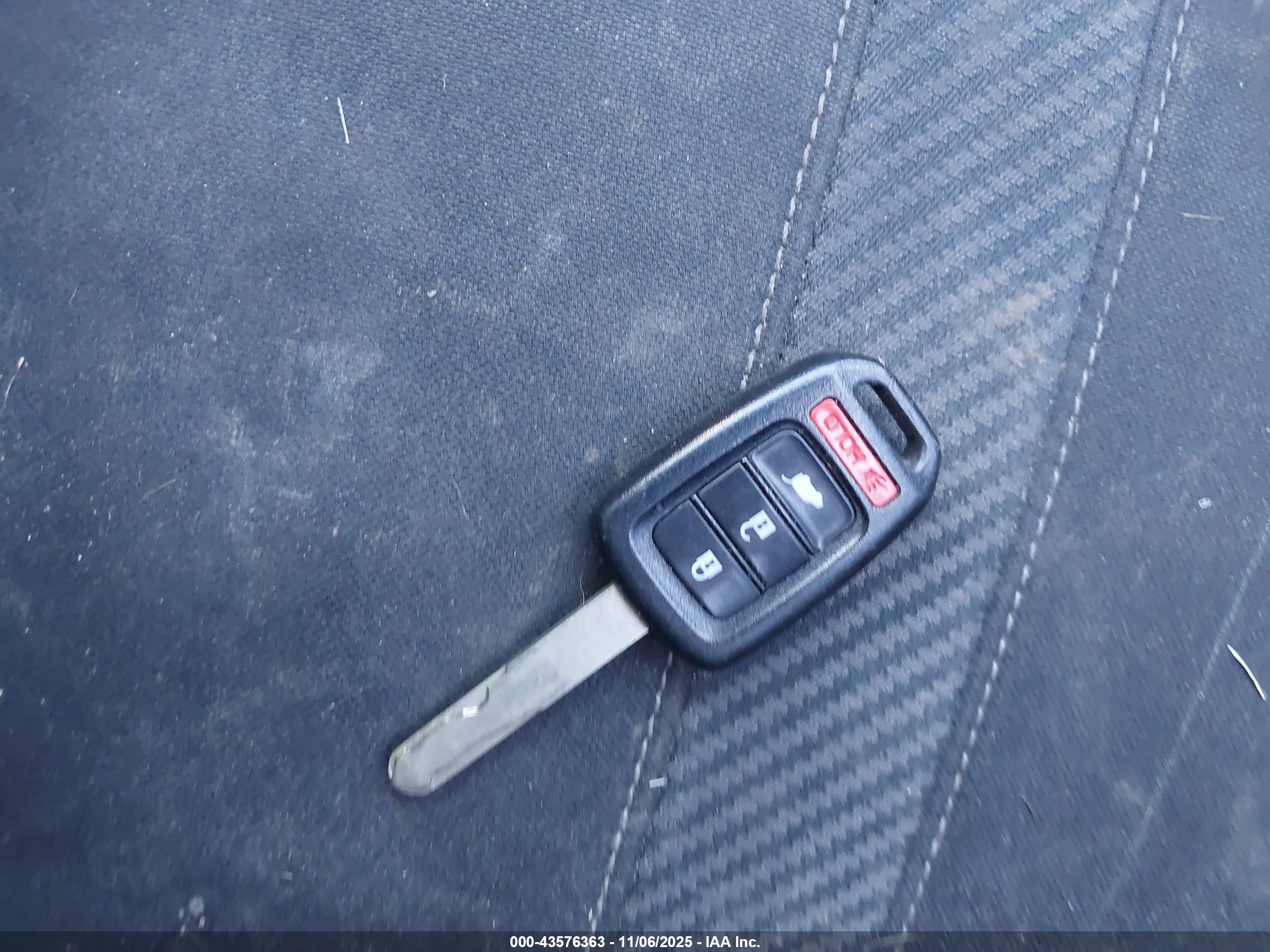 HONDA CIVIC image 11