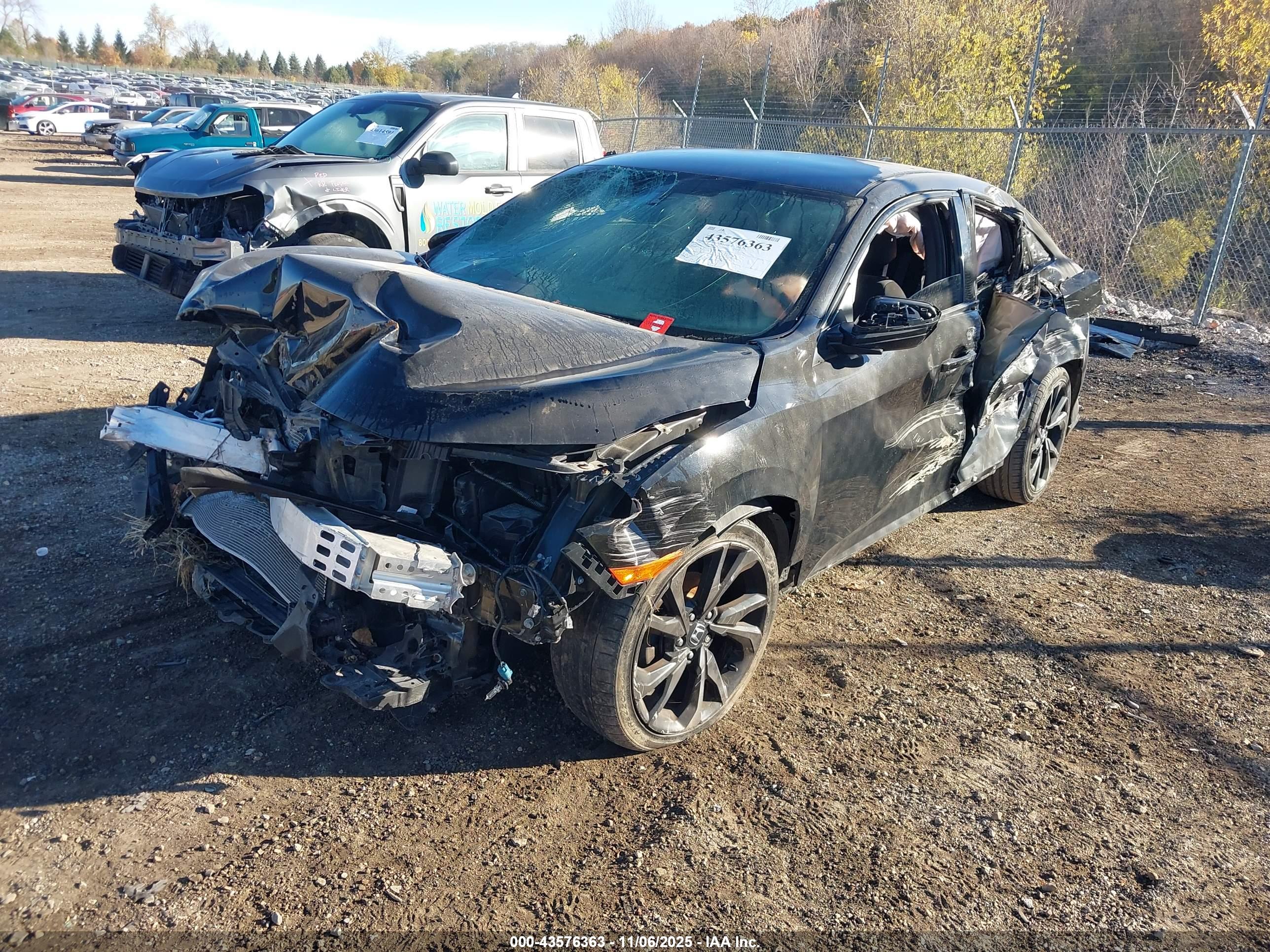 HONDA CIVIC image 2
