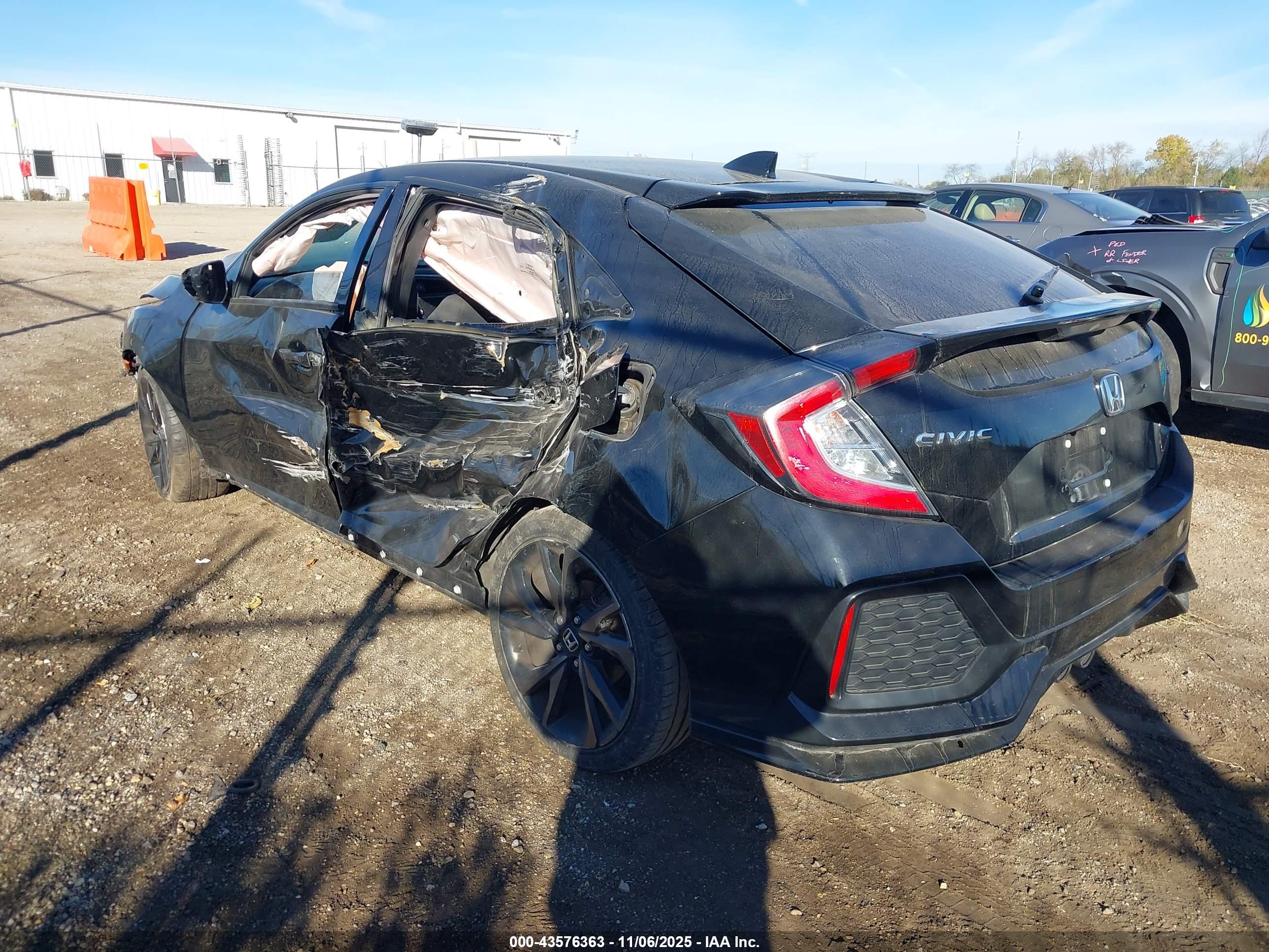 HONDA CIVIC image 3