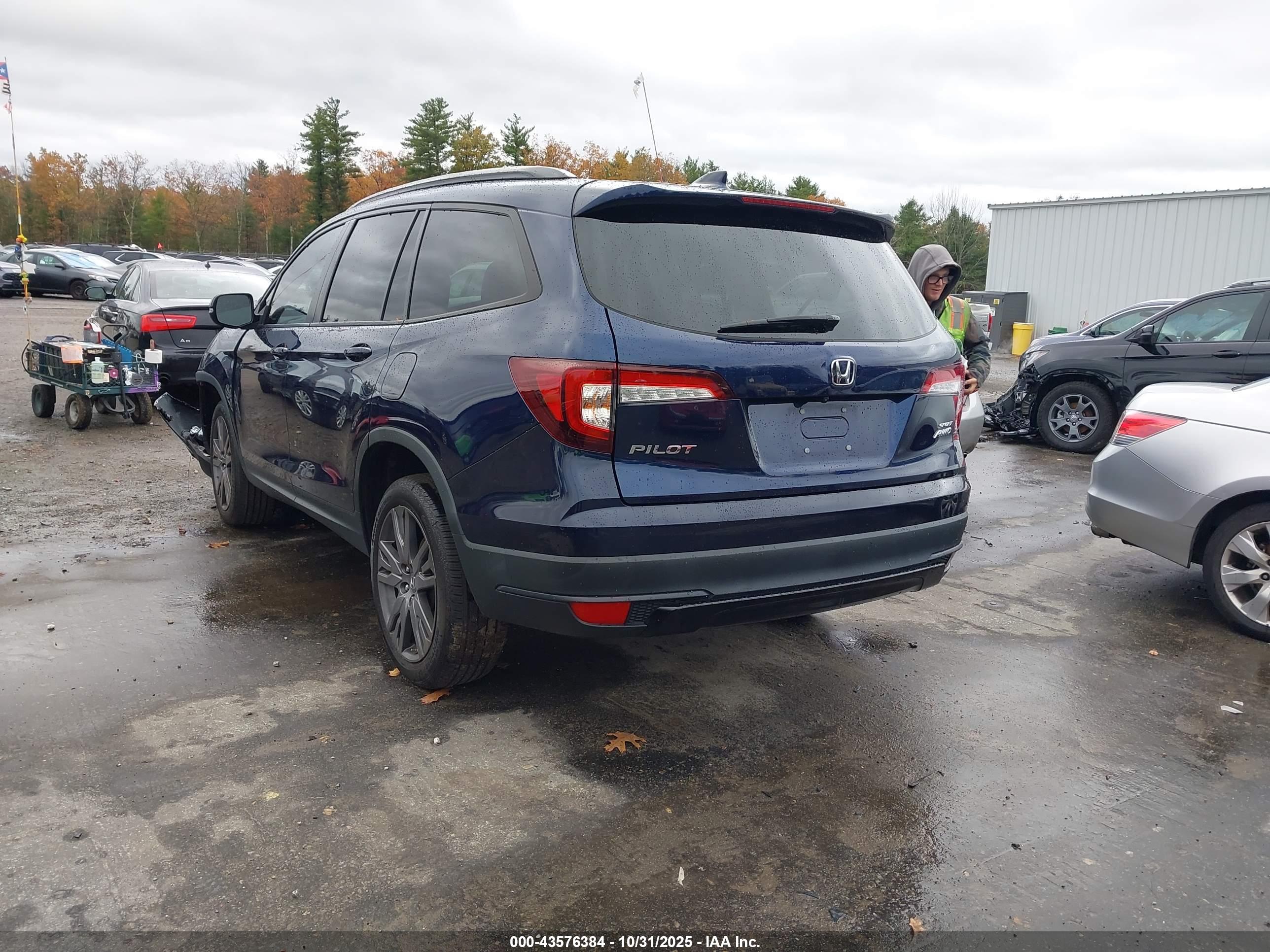 HONDA PILOT image 3