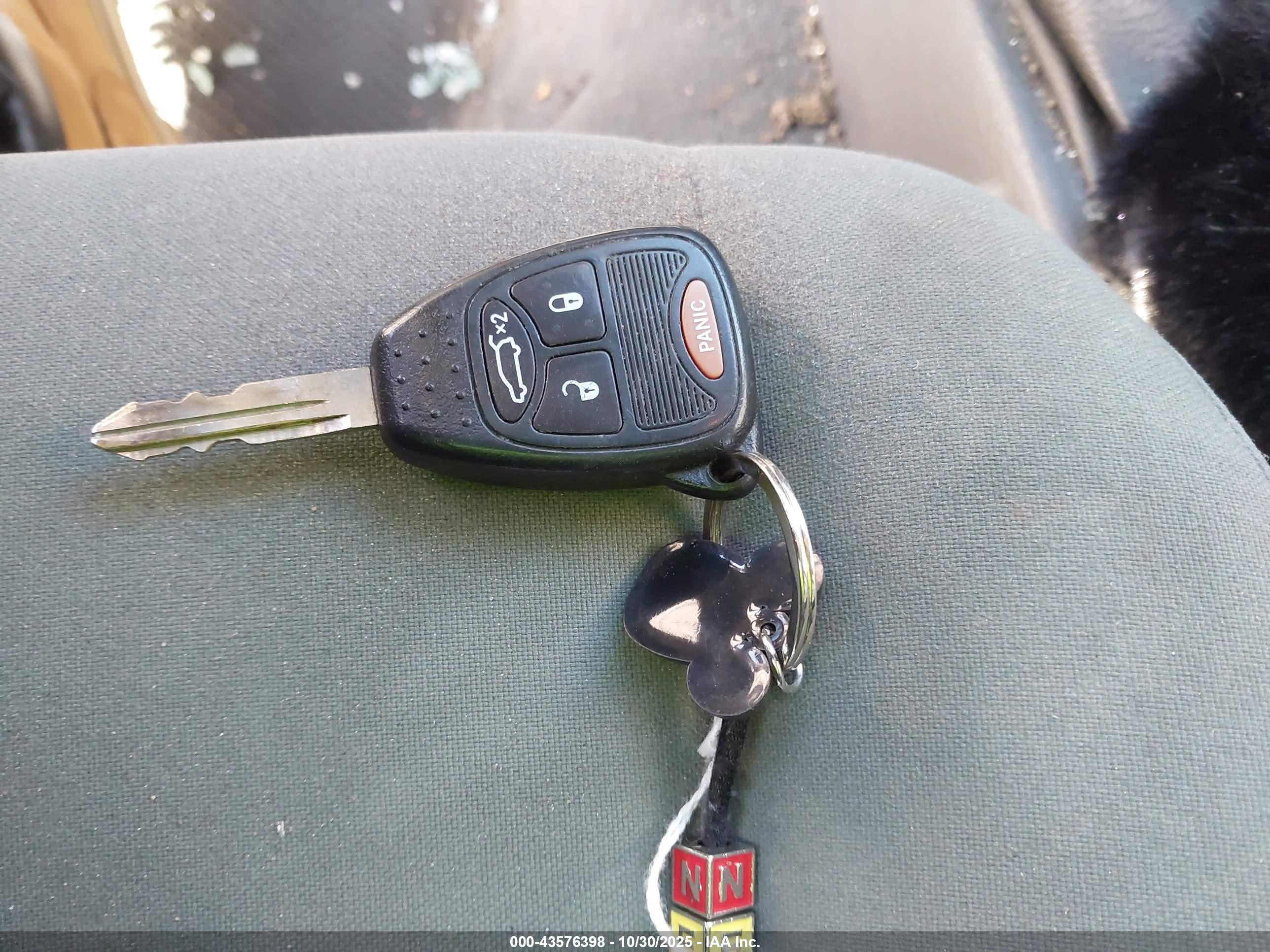 JEEP LIBERTY image 11