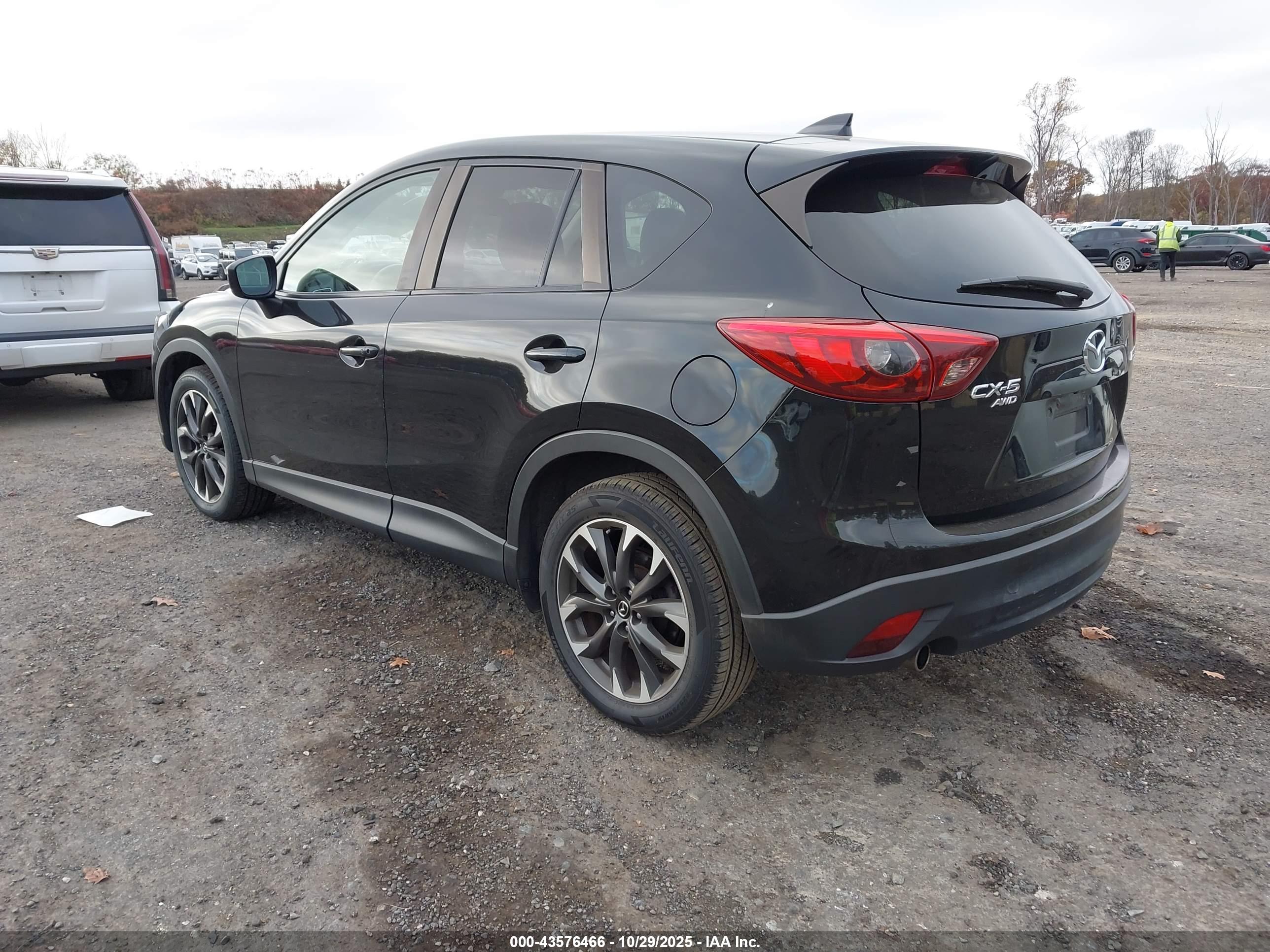 MAZDA CX-5 image 3