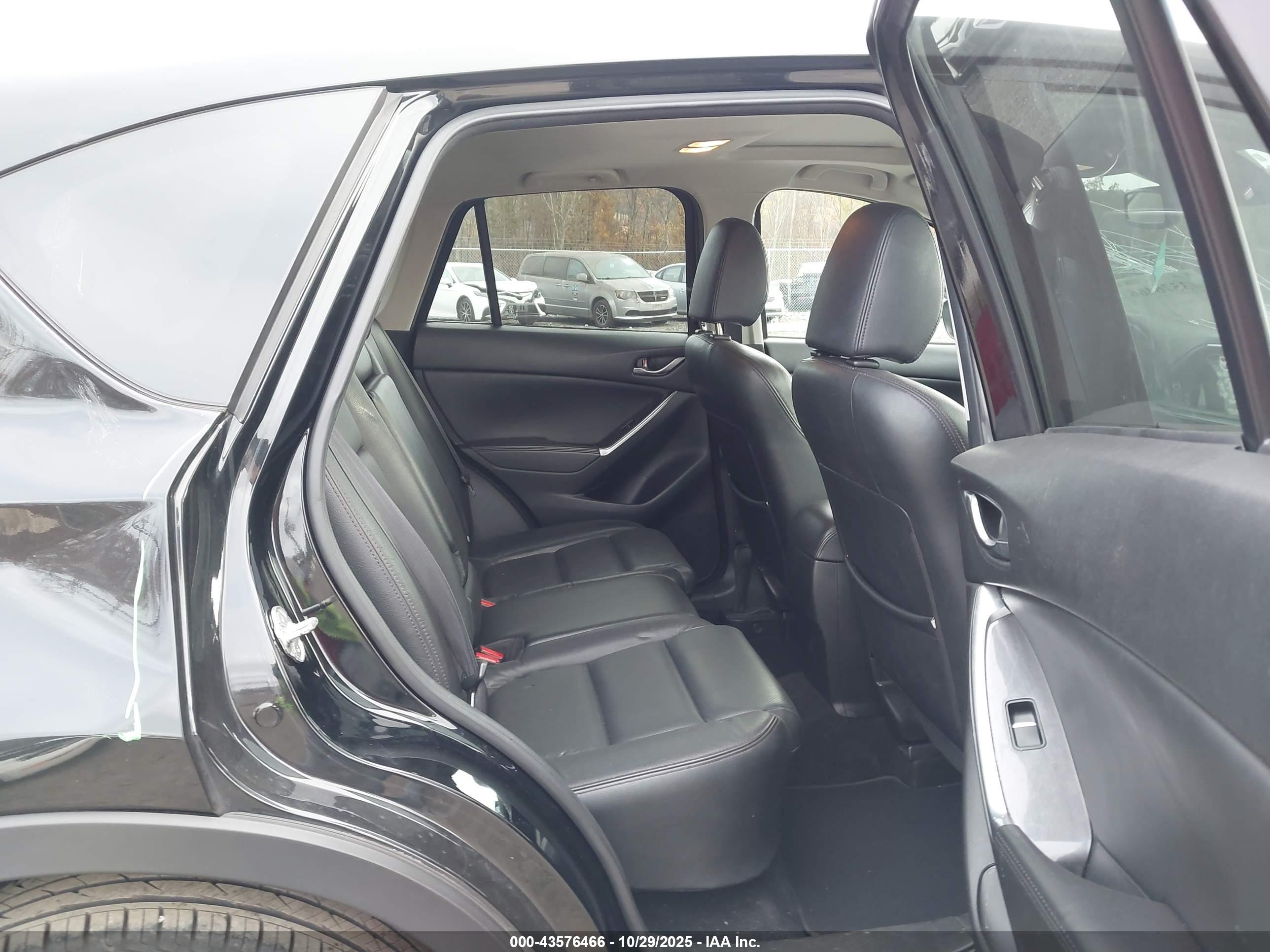 MAZDA CX-5 image 8