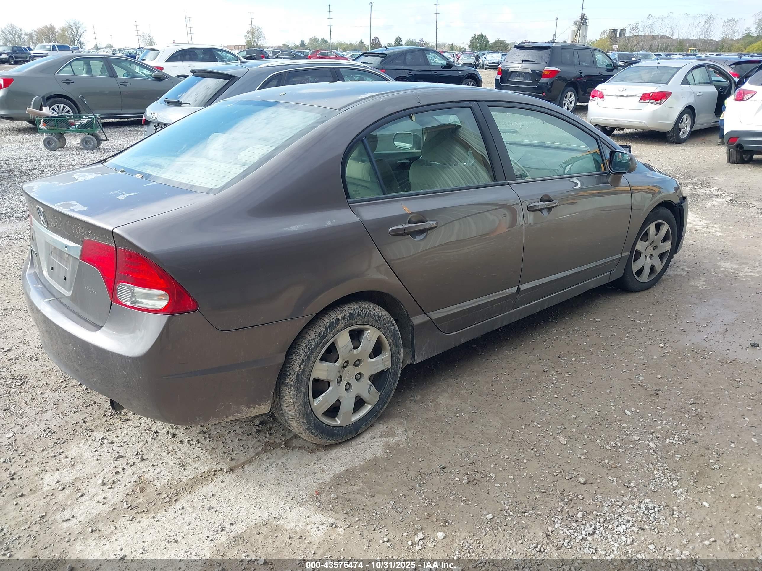 HONDA CIVIC image 4