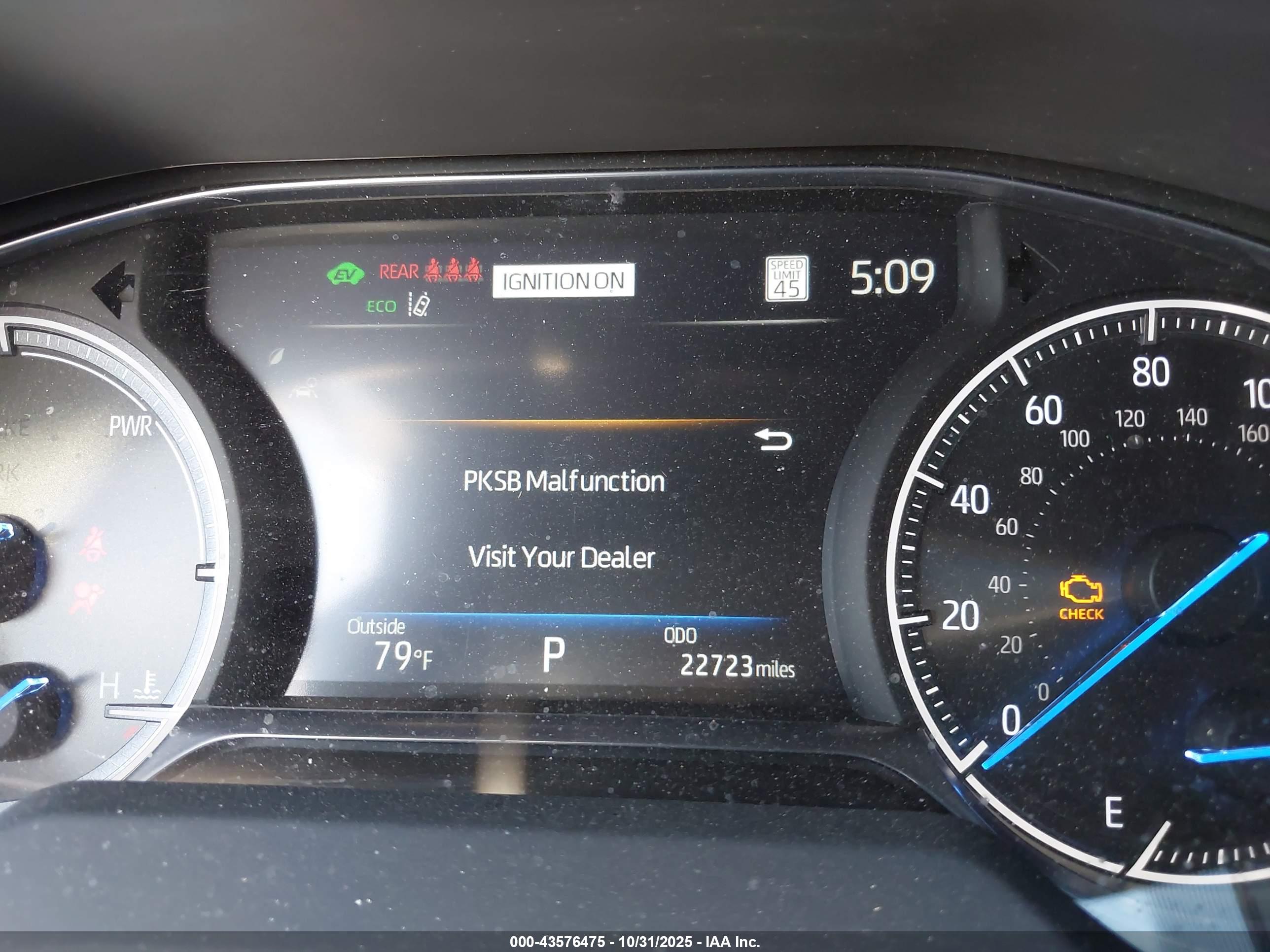 TOYOTA VENZA image 7