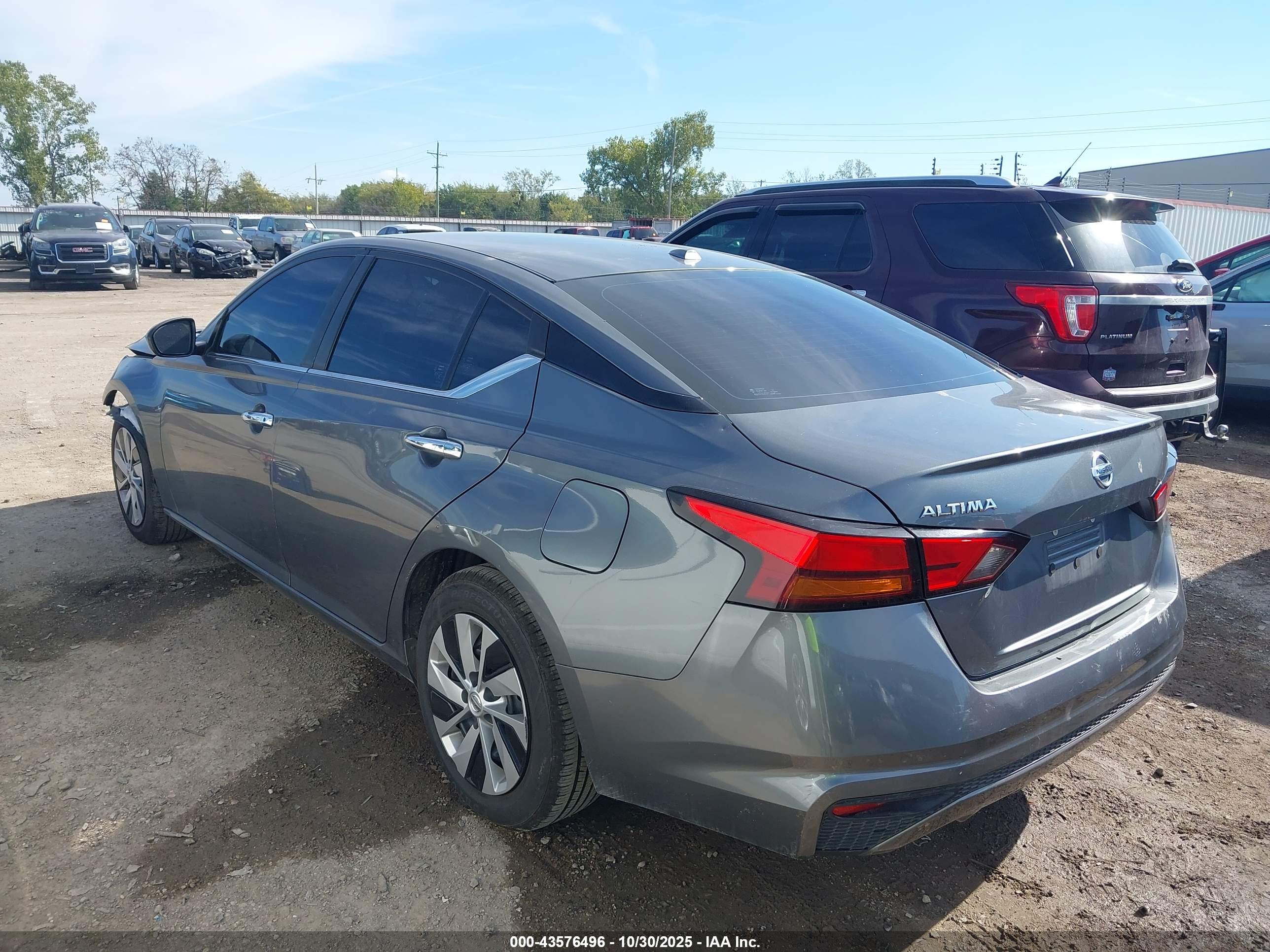 NISSAN ALTIMA image 3