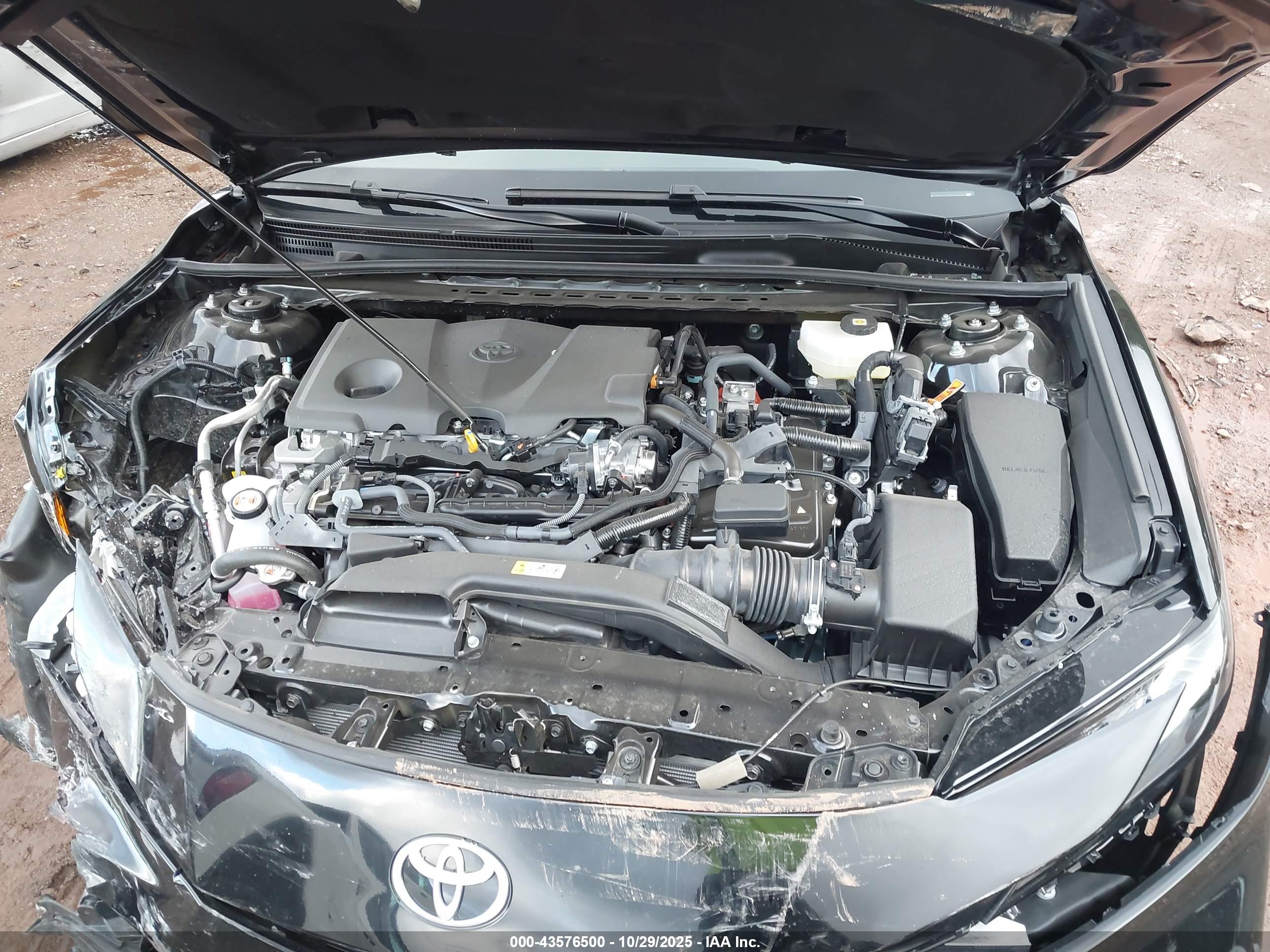 TOYOTA CAMRY image 10