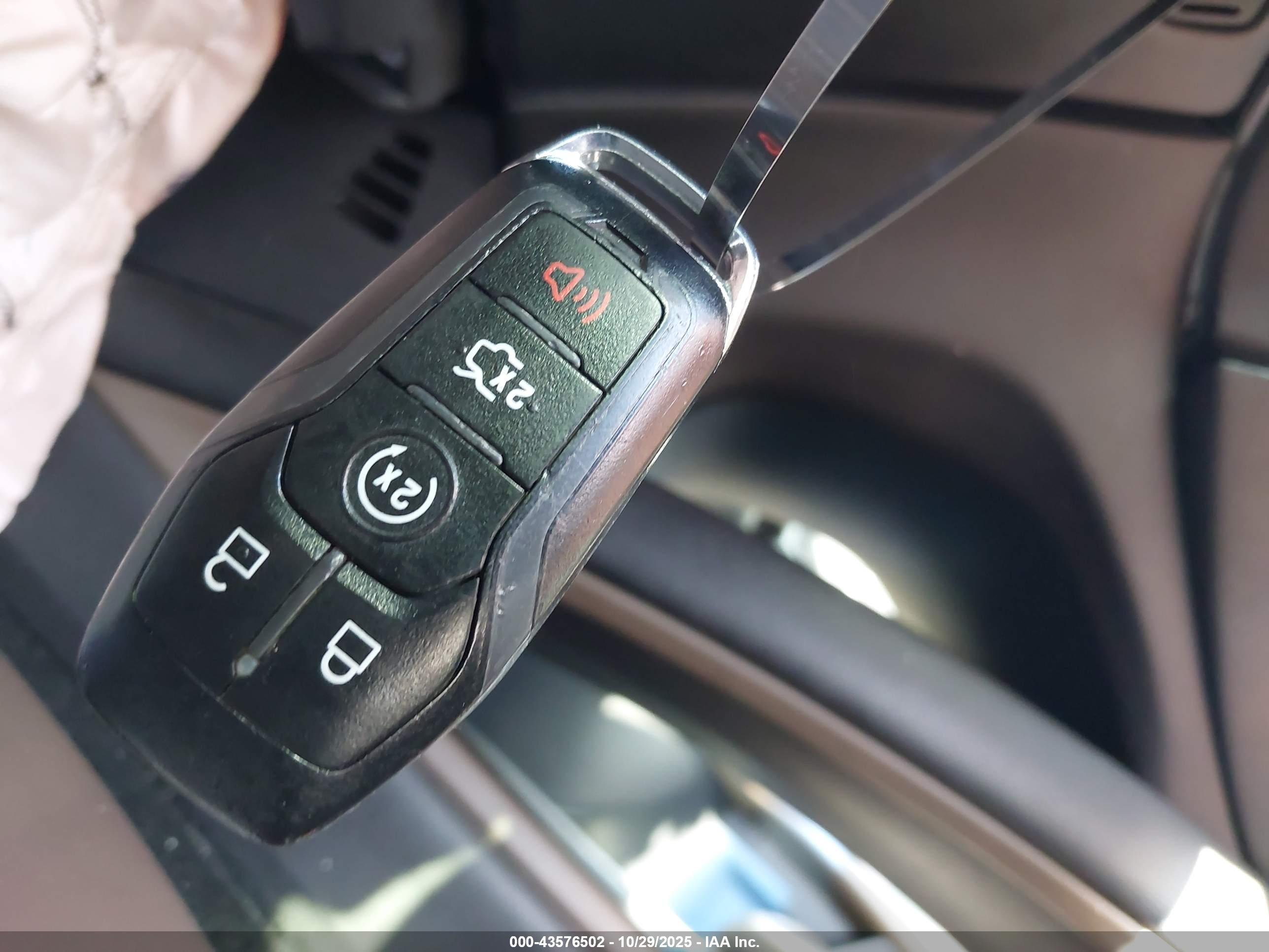 LINCOLN MKZ image 11
