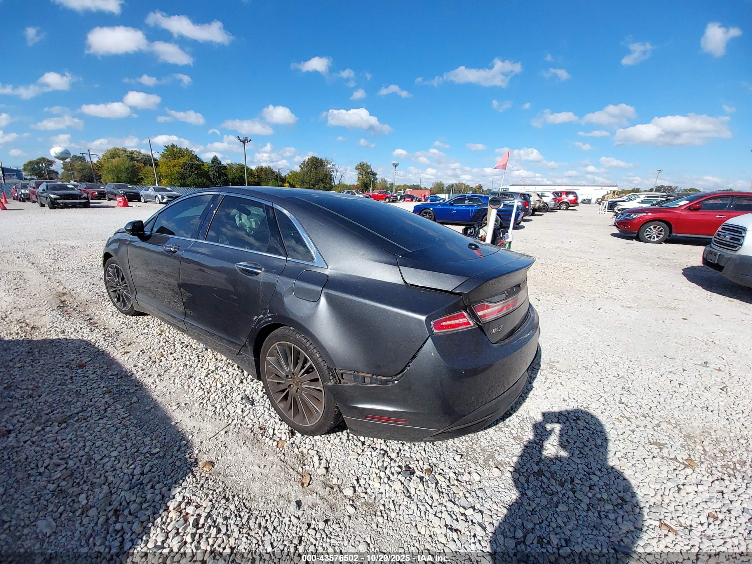 LINCOLN MKZ image 3