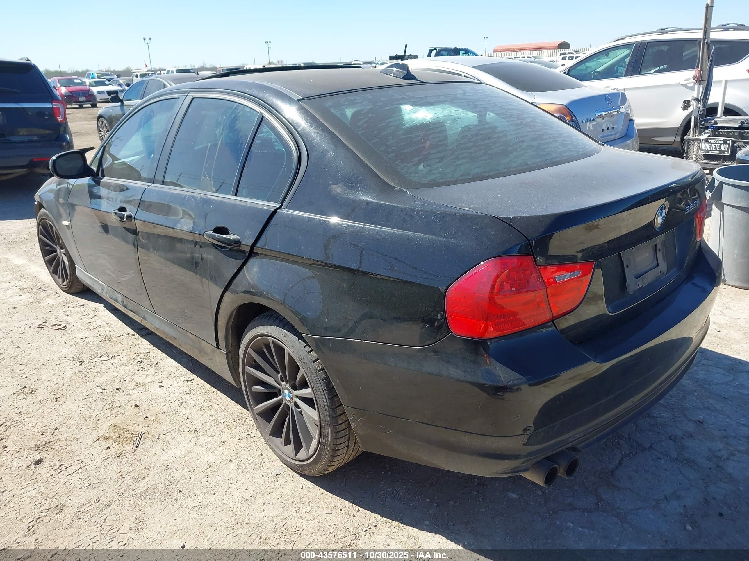 BMW 328I image 3