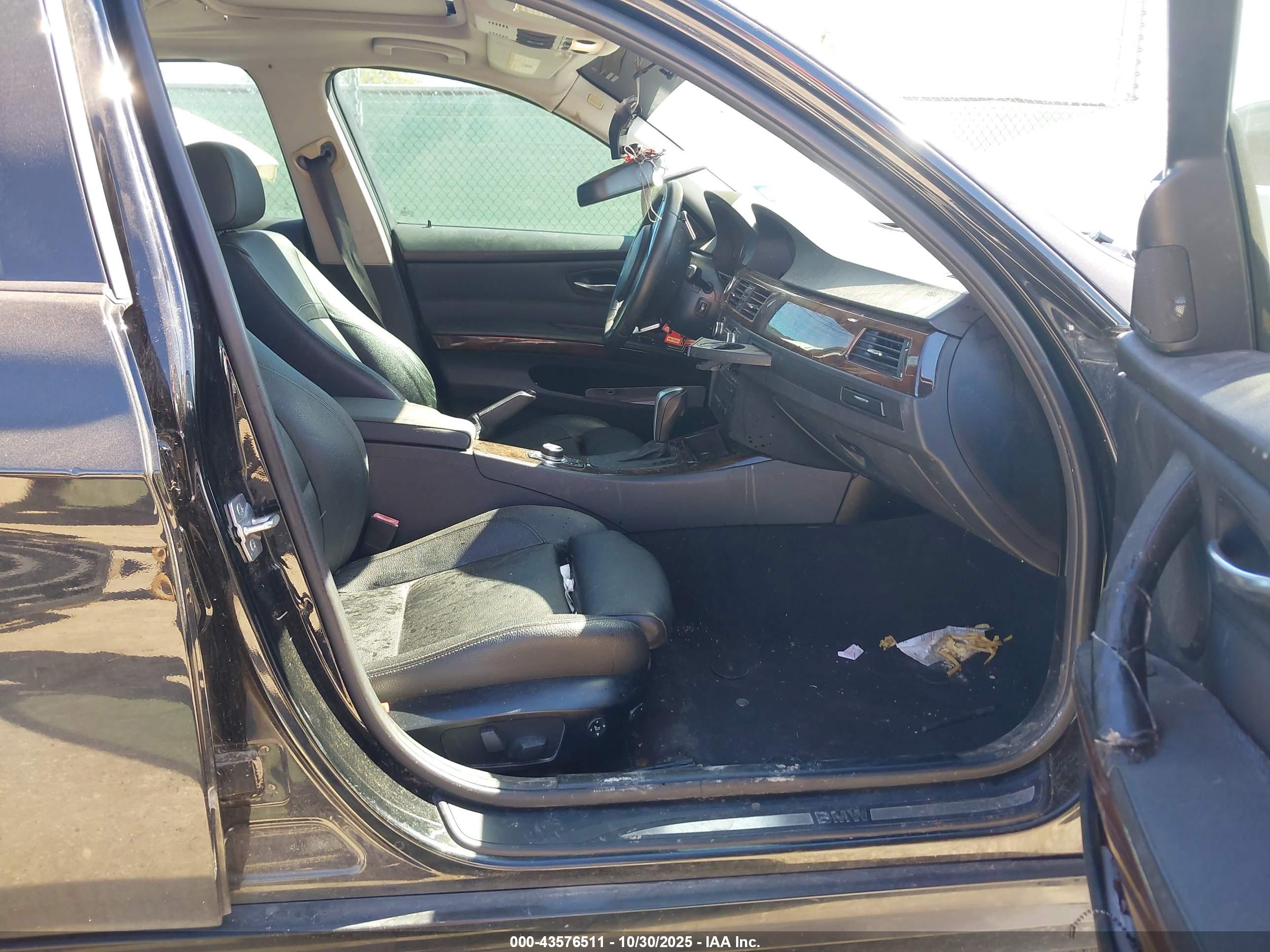 BMW 328I image 5